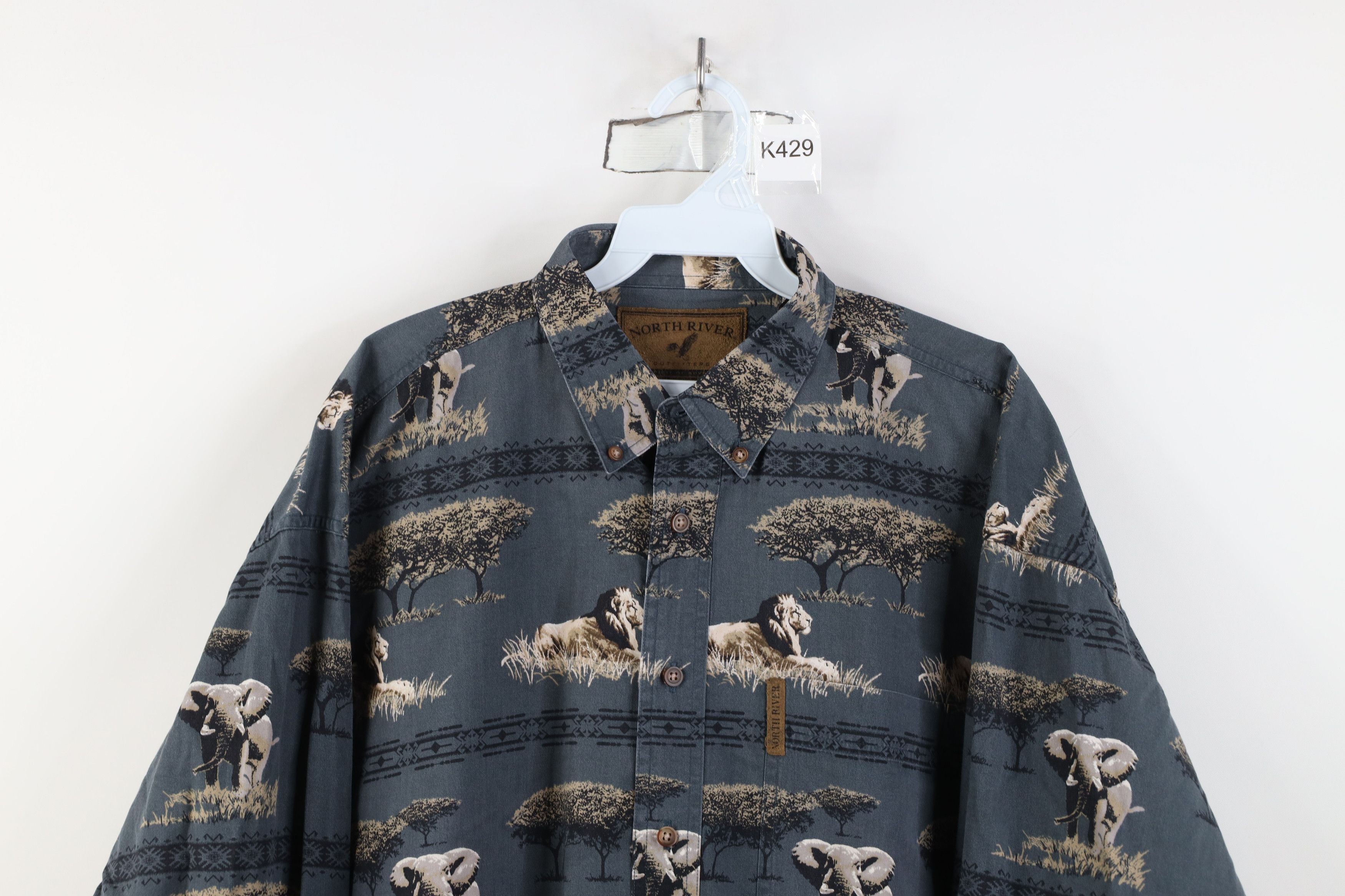Vintage Vintage 90s Streetwear Elephant All Over Print Button Shirt Size US L / EU 52-54 / 3 - 2 Thumbnail