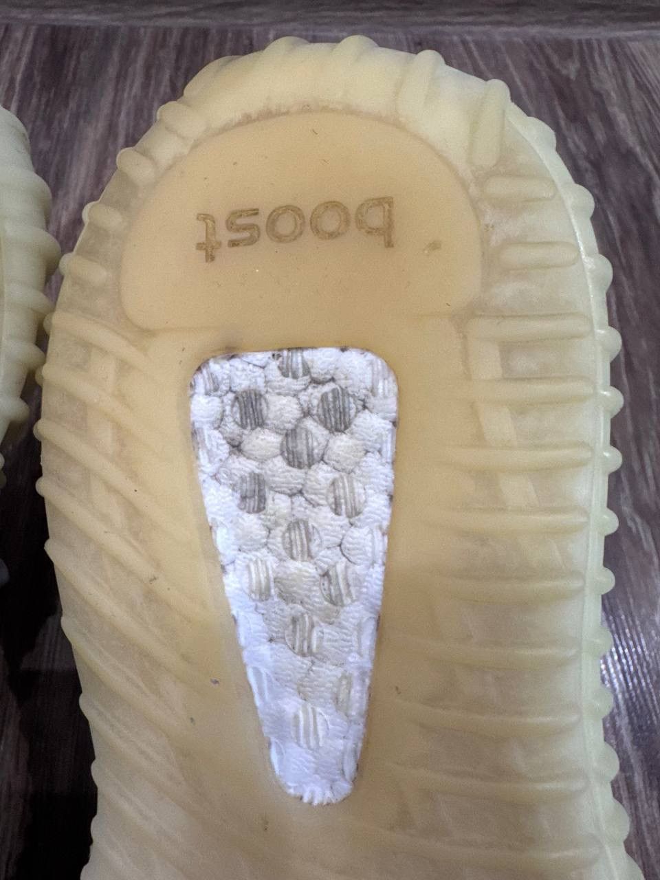 Adidas ADIDAS YEEZY BOOST 350 V2 STATIC REFLECTIVE Size US 5.5 / EU 38 - 17 Thumbnail