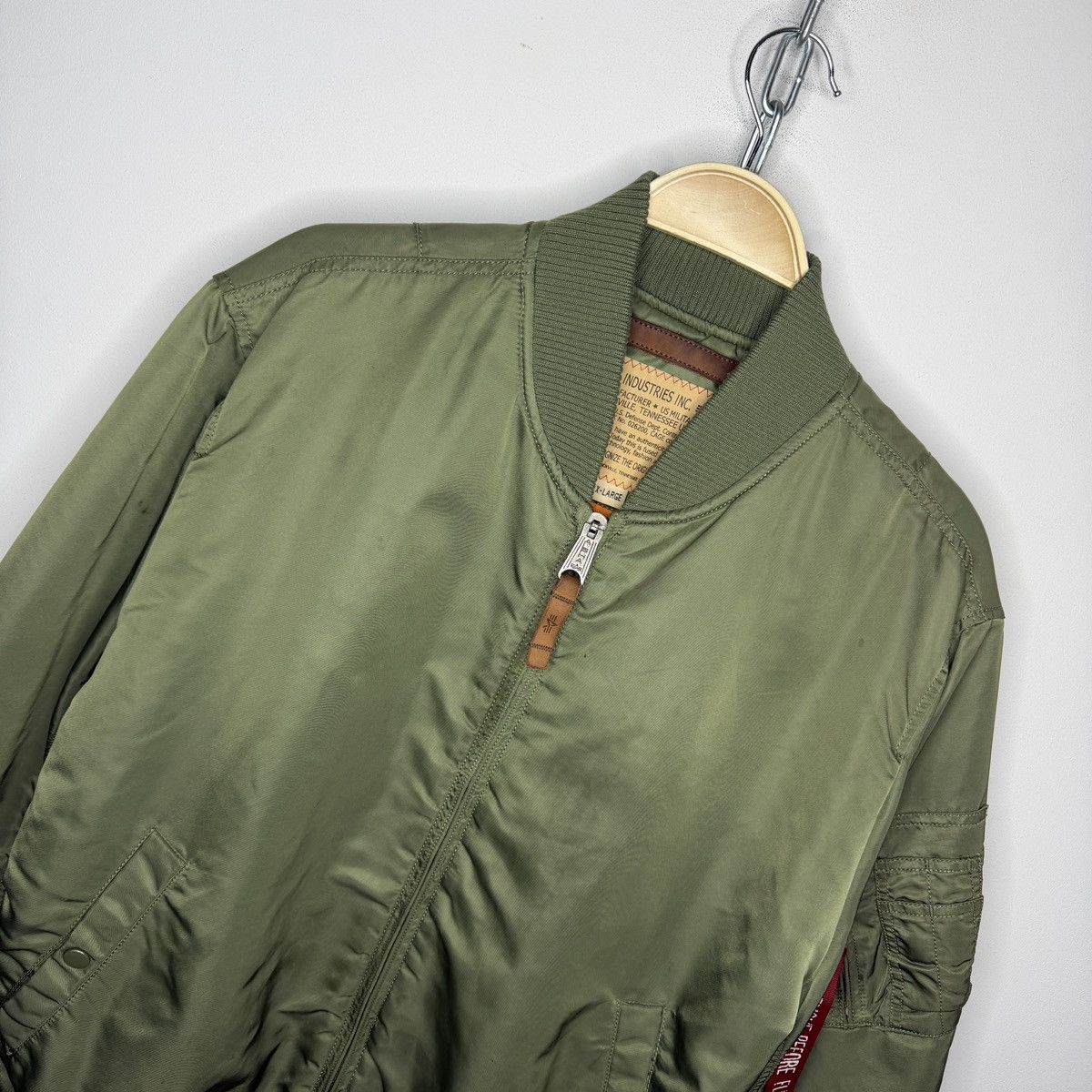 Alpha Industries Vintage Alpha Industries Bomber Vest CWU MA-1 Jacket Rare Size US XL / EU 56 / 4 - 4 Thumbnail