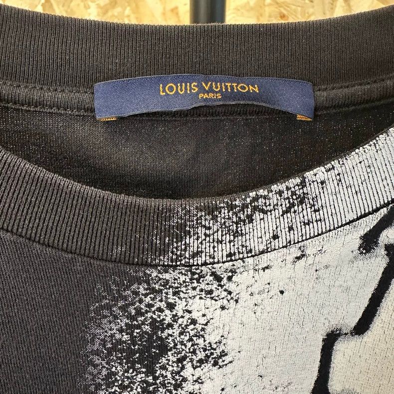 Louis Vuitton Louis Vuitton Chains Black Short Sleeve Size US S / EU 44-46 / 1 - 3 Thumbnail