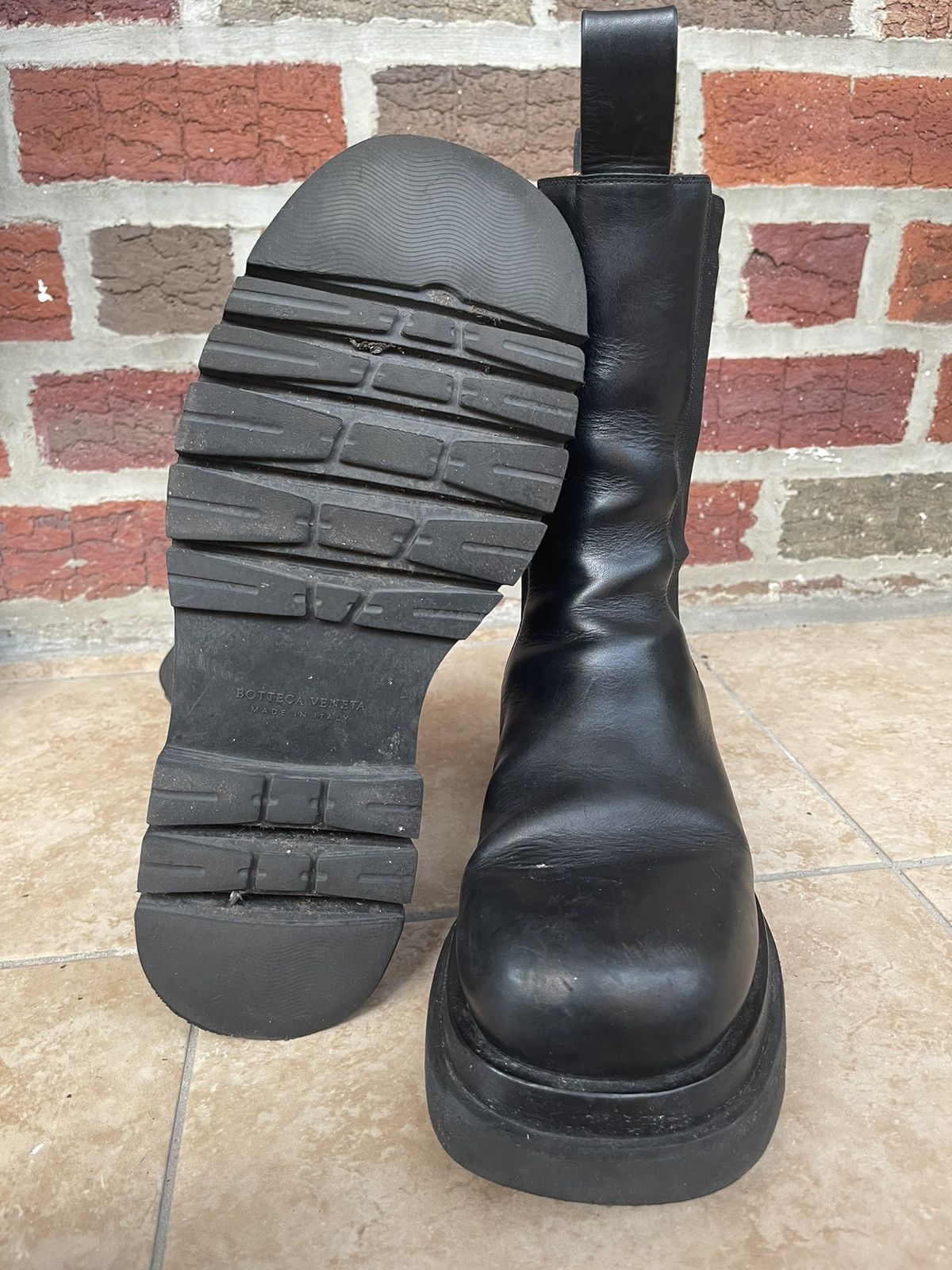 Bottega Veneta Bottega Veneta lug boots size 42 Size US 9 / EU 42 - 6 Thumbnail
