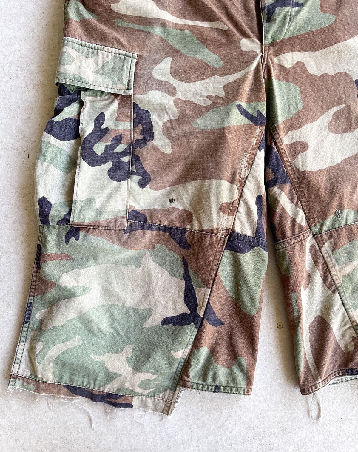 Other VINTAGE U.S. MILITARY CARGO SHORTS (CUSTOM) Size US 34 / EU 50 - 3 Thumbnail