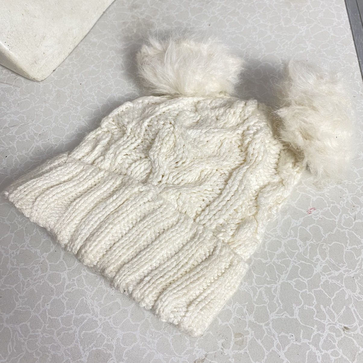 Japanese Brand 2000s y2k unique bunny beanie hat Size ONE SIZE - 3 Thumbnail