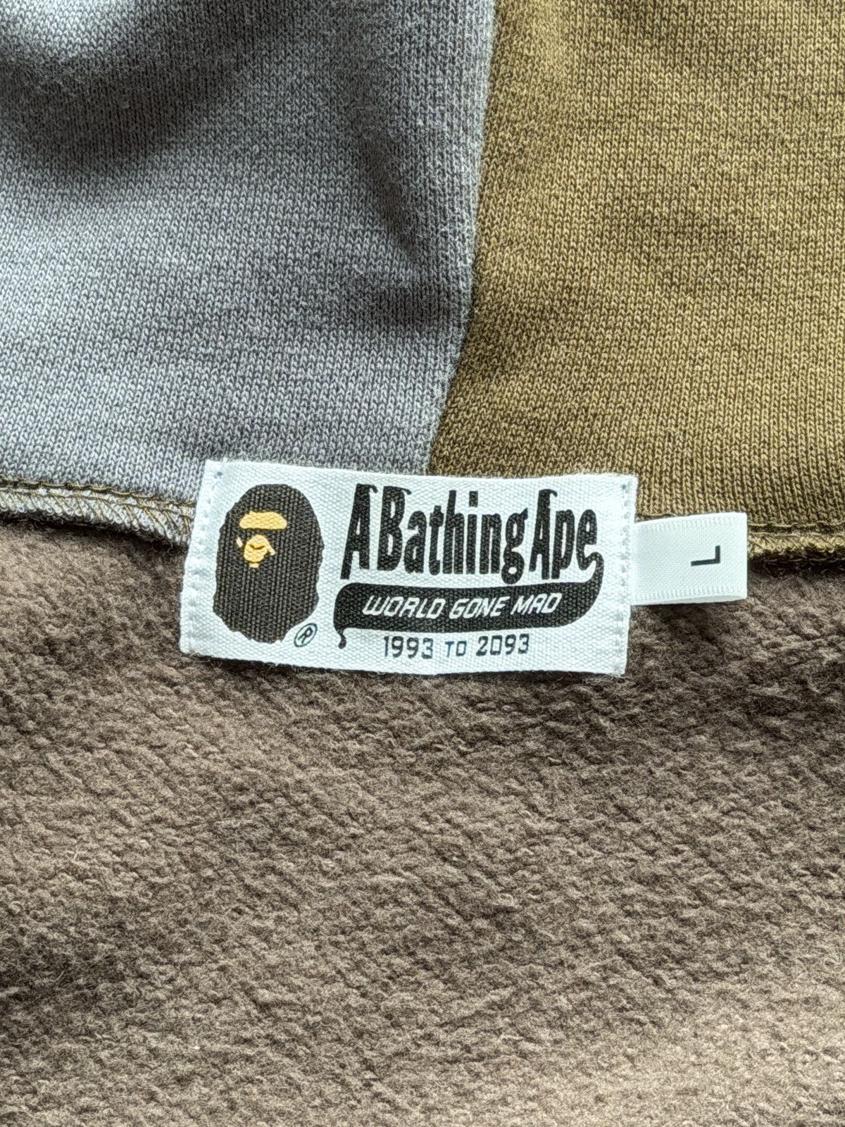 Bape Bape Color Block Shark Hoodie Size US L / EU 52-54 / 3 - 8 Thumbnail