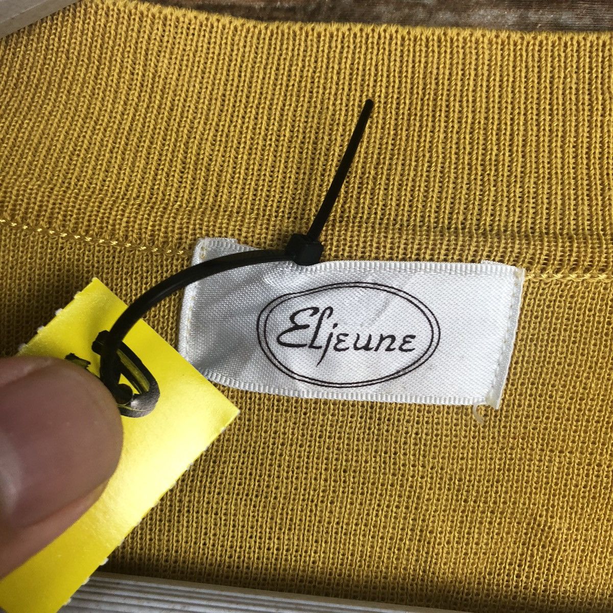Japanese Brand × Vintage Eljuone elephant Yellow Cardigan Knitwear #A2284 Size M / US 6-8 / IT 42-44 - 11 Thumbnail