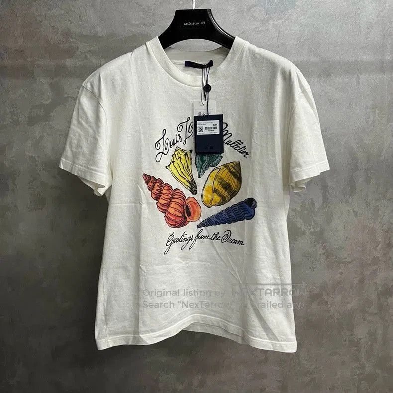 Louis Vuitton Louis Vuitton Shell Print Casual T-shirt. Size US S / EU 44-46 / 1 - 1 Thumbnail