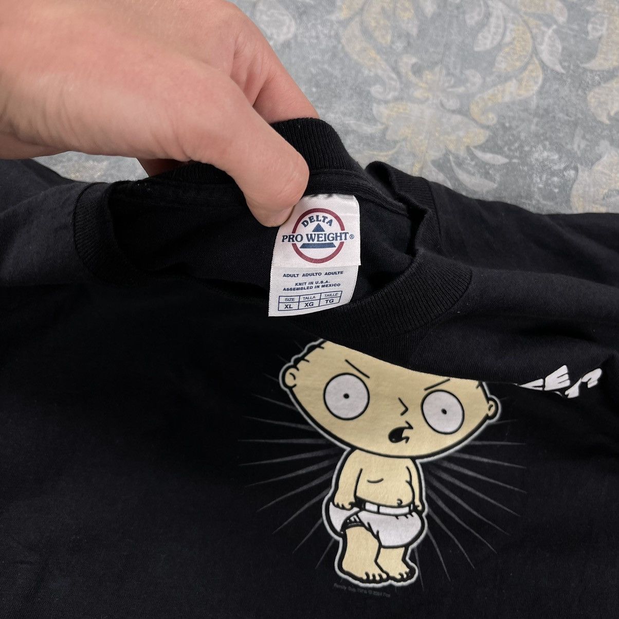 Cartoon Network × Vintage 2001 FAMILY GUY TEE ‘WHAT THE DEUCE ARE YOU LOOKING AT?’ Size US XL / EU 56 / 4 - 3 Thumbnail