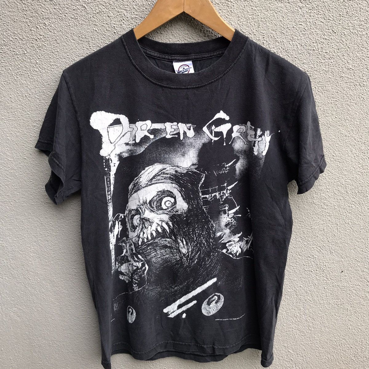 Band Tees Vintage DIR EN GREY band tee heavy metal Size US S / EU 44-46 / 1 - 2 Thumbnail
