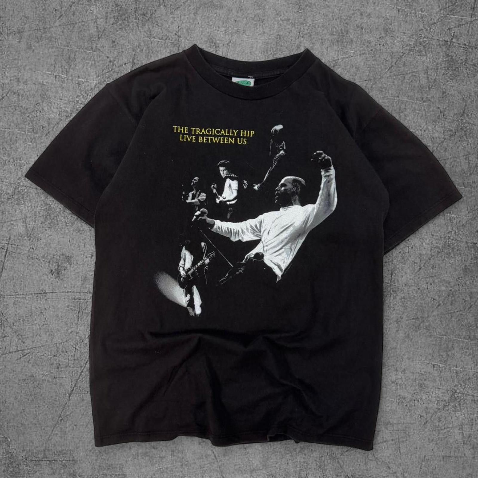 Band Tees 1997 The Tragically Hip Live Between Us Tee Size US L / EU 52-54 / 3 - 1 Thumbnail