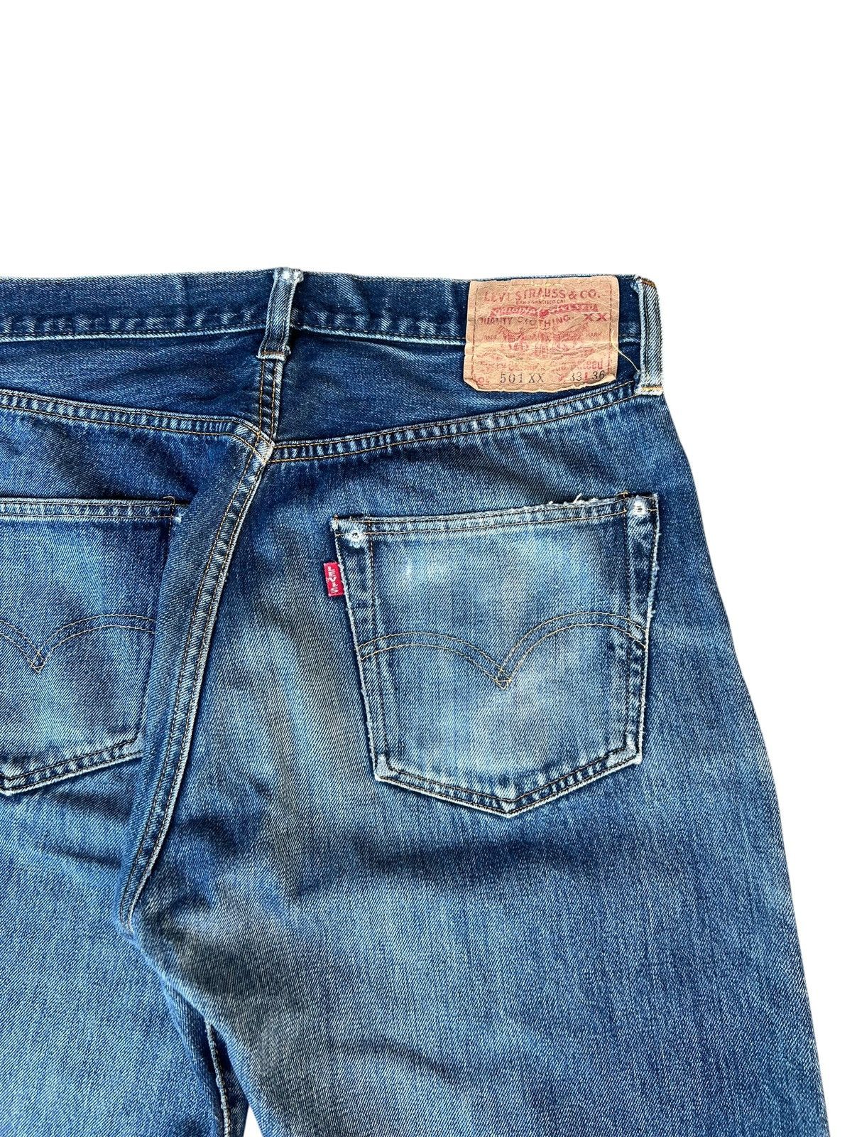 Levi's Vintage Clothing 1997 LVC Levi’s 501 XX Rip Off Leg Denim Selvedge Jeans Size US 32 / EU 48 - 17 Thumbnail
