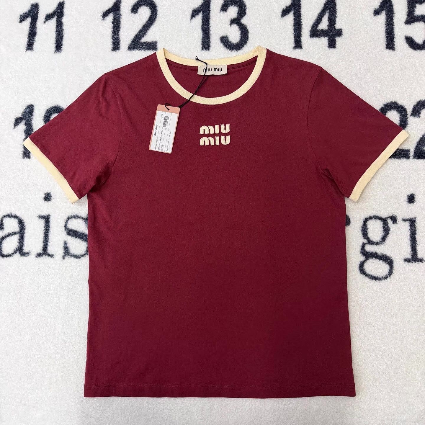 Miu Miu Miu Miu New Wine Red Slogan Patchwork Short Sleeve Q10 Size US XL / EU 56 / 4 - 1 Thumbnail
