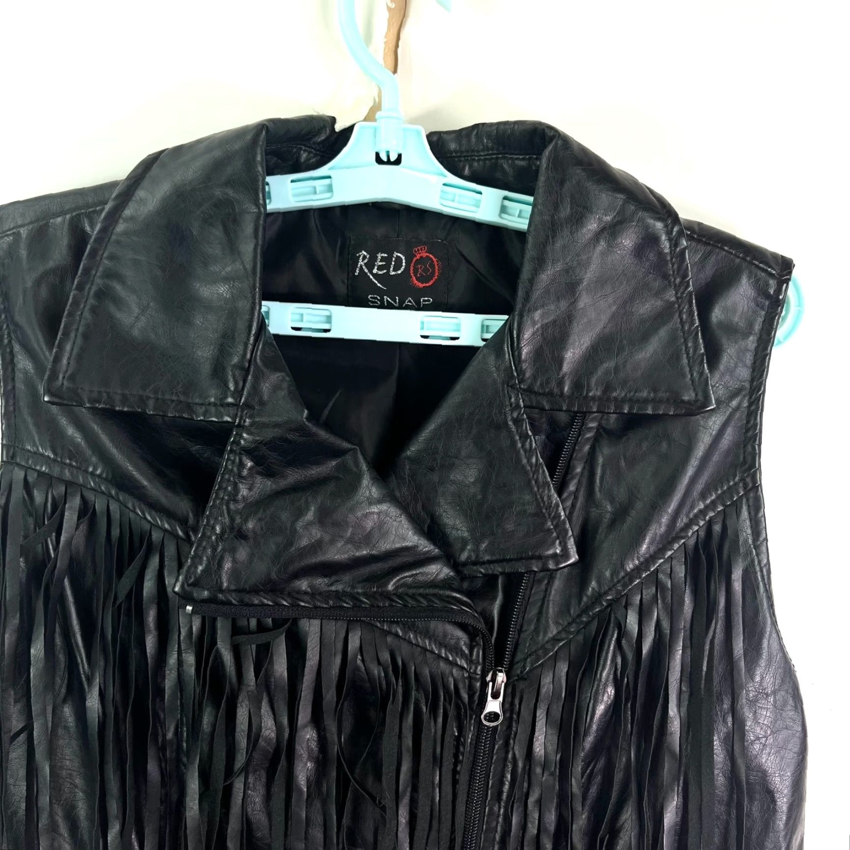 Vintage Red Snap Biker Vest Womens XL Black Faux Leather Fringed Zipper Pockets Short Jacket/Coat Pattern Solid Size XL Size XL / US 12-14 / IT 48-50 - 3 Thumbnail