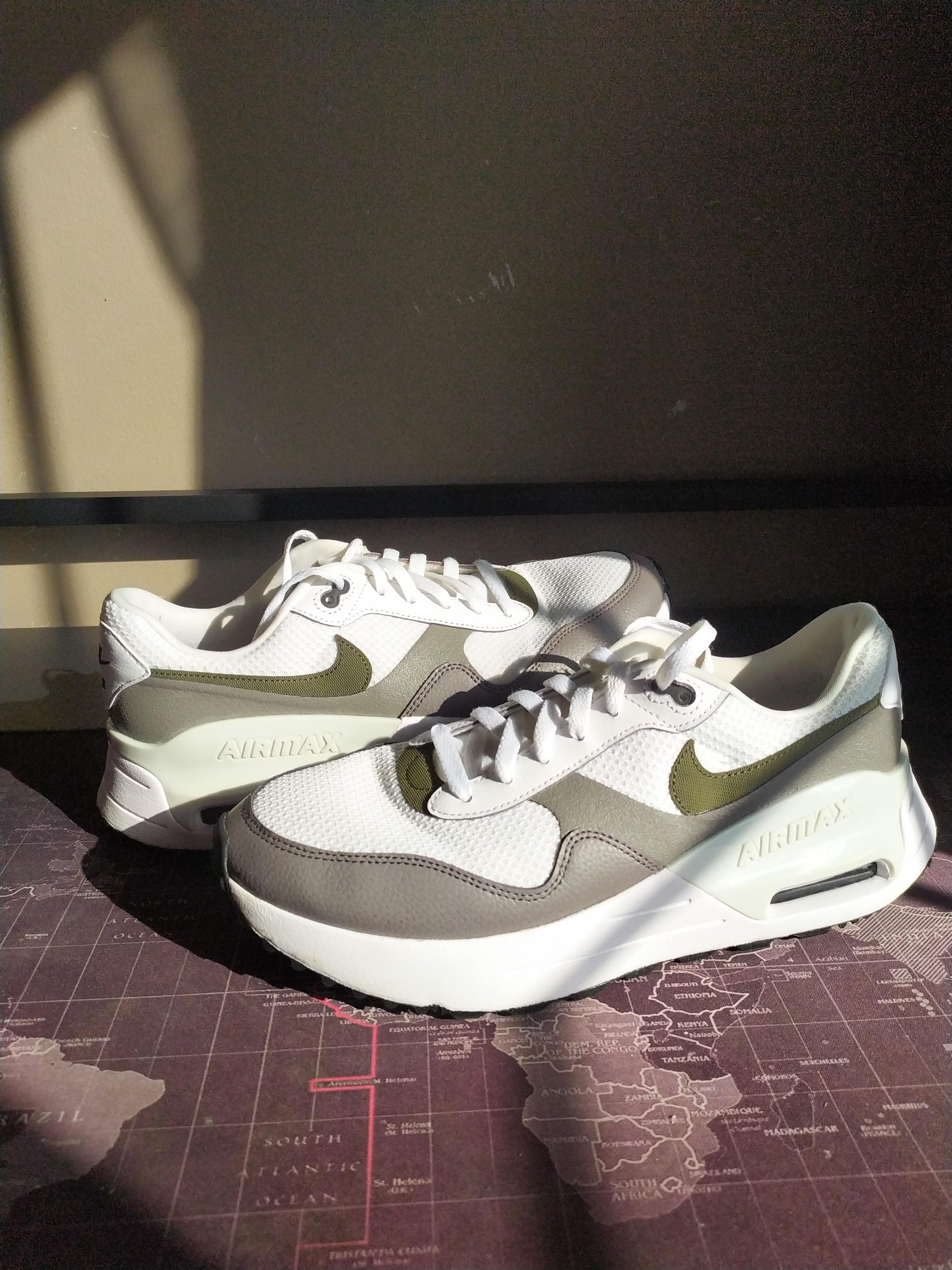 Nike Air Max SYSTM Men's Trainers Size US 11 / EU 44 - 1 Thumbnail