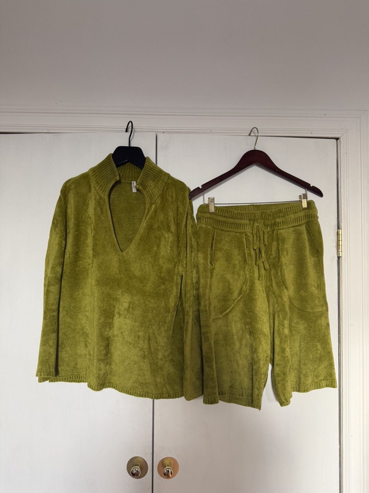 Judy Turner Two piece knitwear Size US M / EU 48-50 / 2 - 1 Thumbnail