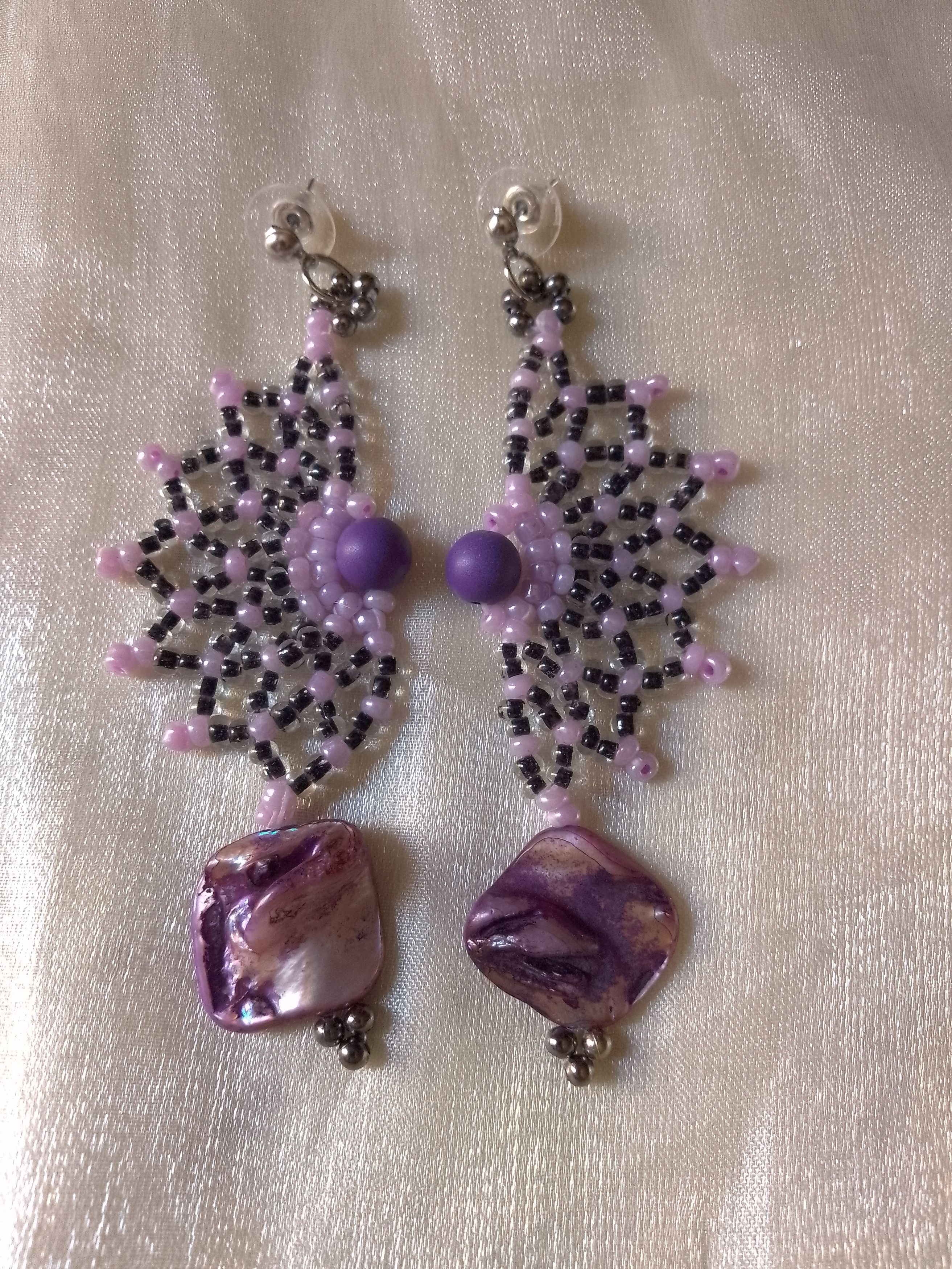 Handmade Earrings Netted Black Purple Mother of pearl gemstone dangle Size ONE SIZE - 1 Thumbnail
