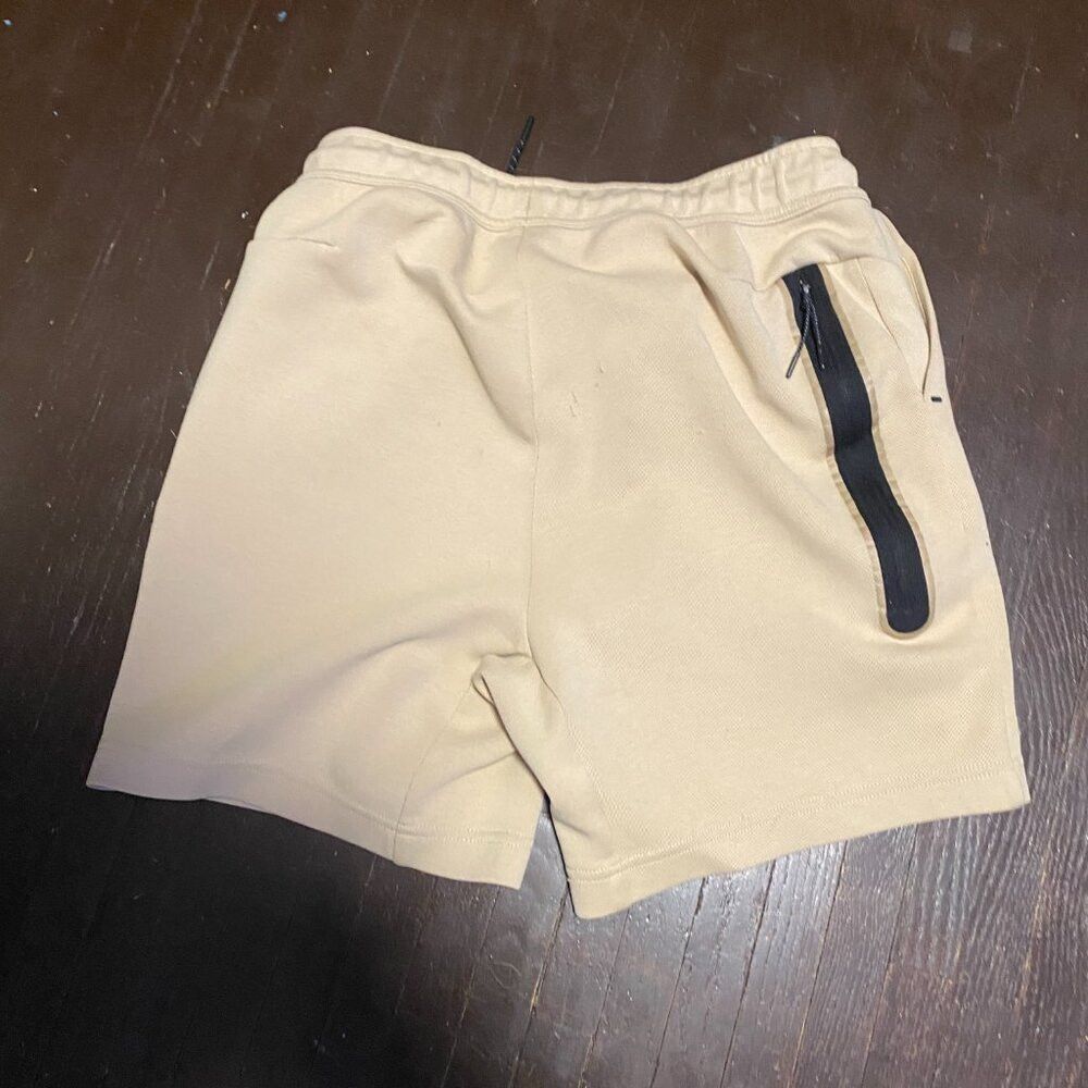 Nike Nike Tech Fleece Sportswear Shorts Medium Tan Brown Size US 32 / EU 48 - 6 Thumbnail