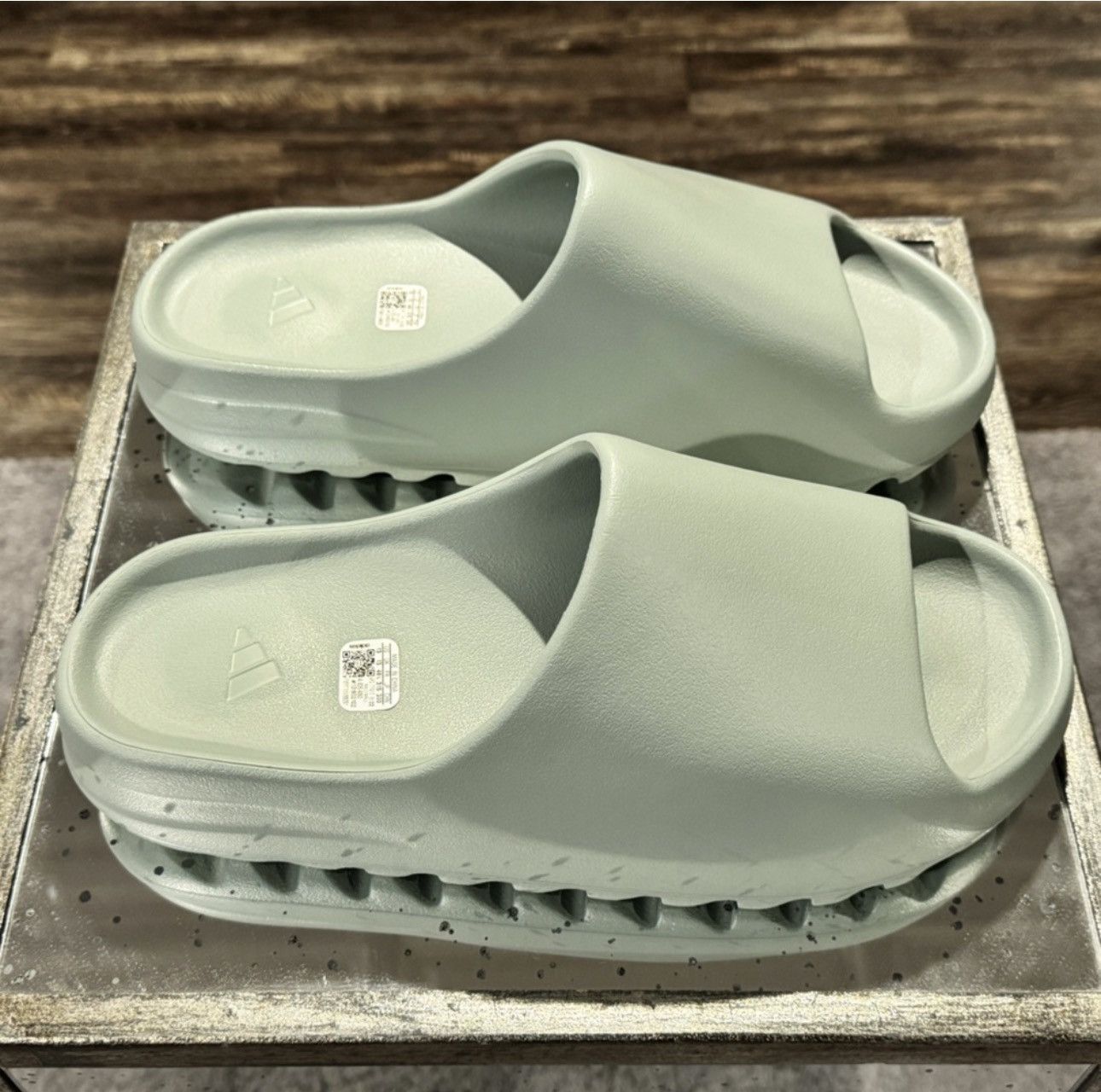 Yeezy Yeezy Slides Size US 13 / EU 46 - 6 Thumbnail