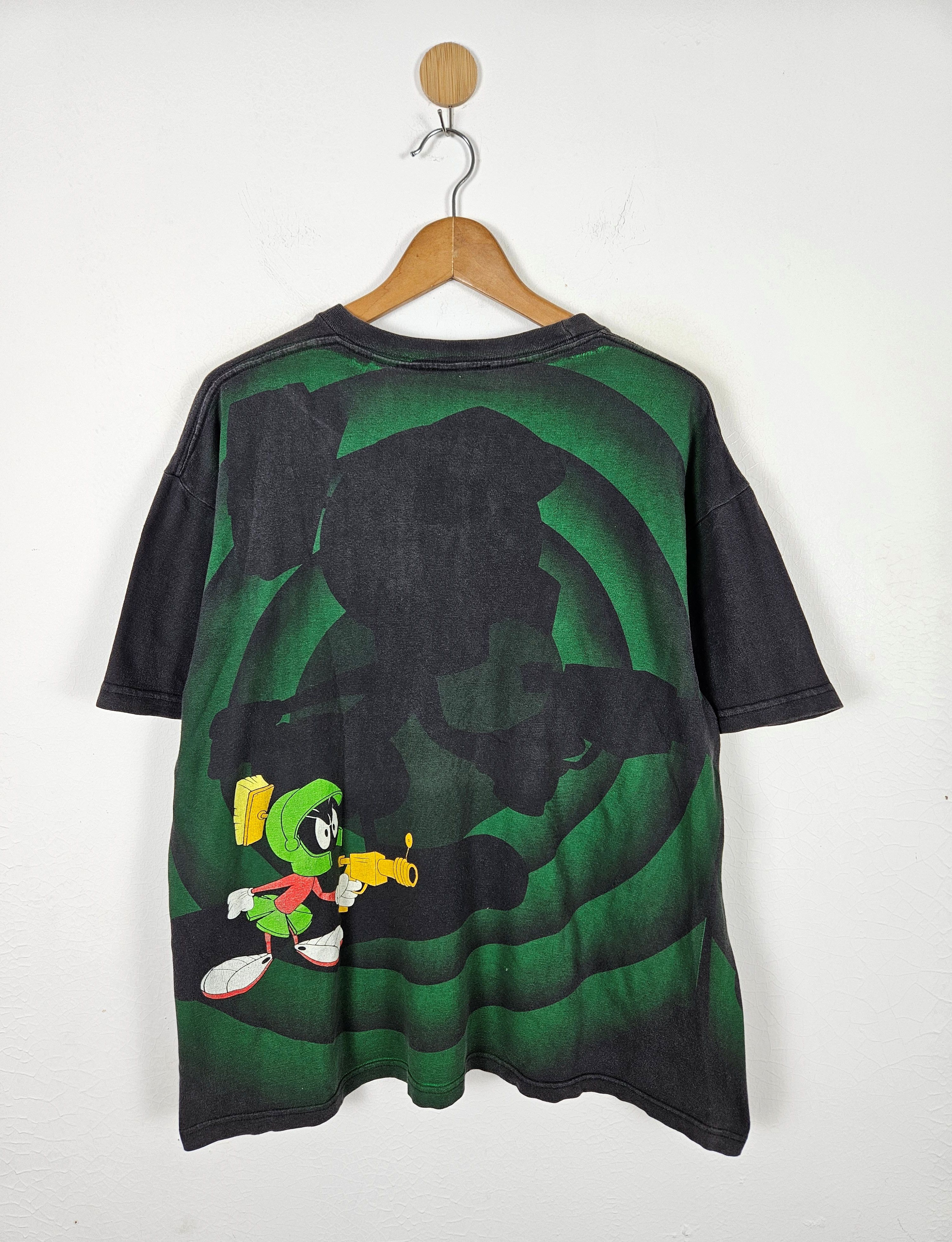 Vintage Vintage Looney Tunes Marvin the Martian Bullseye 90 shirt Size US L / EU 52-54 / 3 - 2 Thumbnail