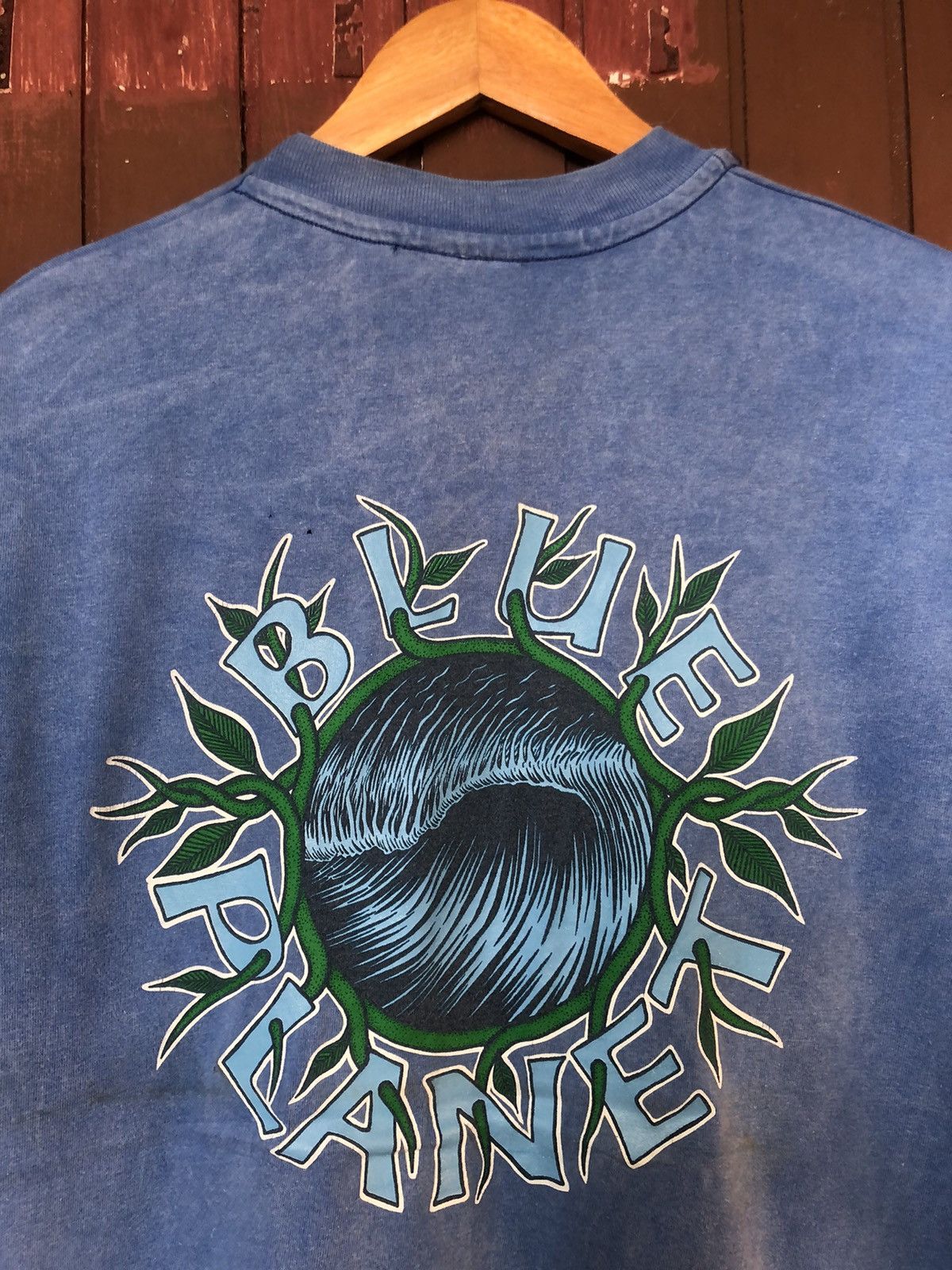 Japanese Brand Vintage 80s Blue Planet Hawaii Surf Gear Backhit Tee Size US M / EU 48-50 / 2 - 2 Thumbnail