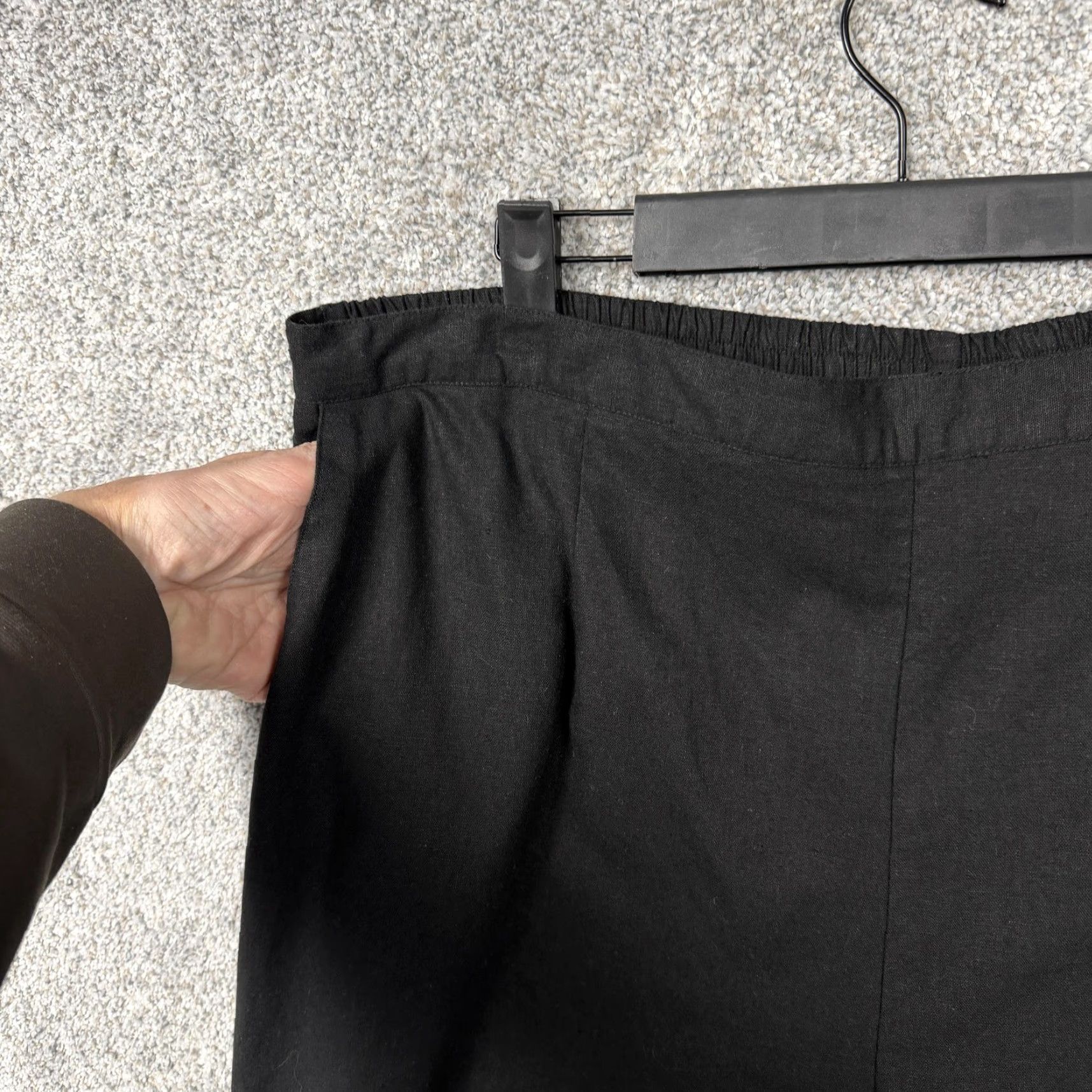 Vintage VINTAGE Alfred Dunner Capri Pants 22W Women Black Linen Beaded Embroidered Pockets Pull On 21in Inseam Casual Boho Coastal Grandmother Y2K Size 40" / US 18 - 6 Thumbnail