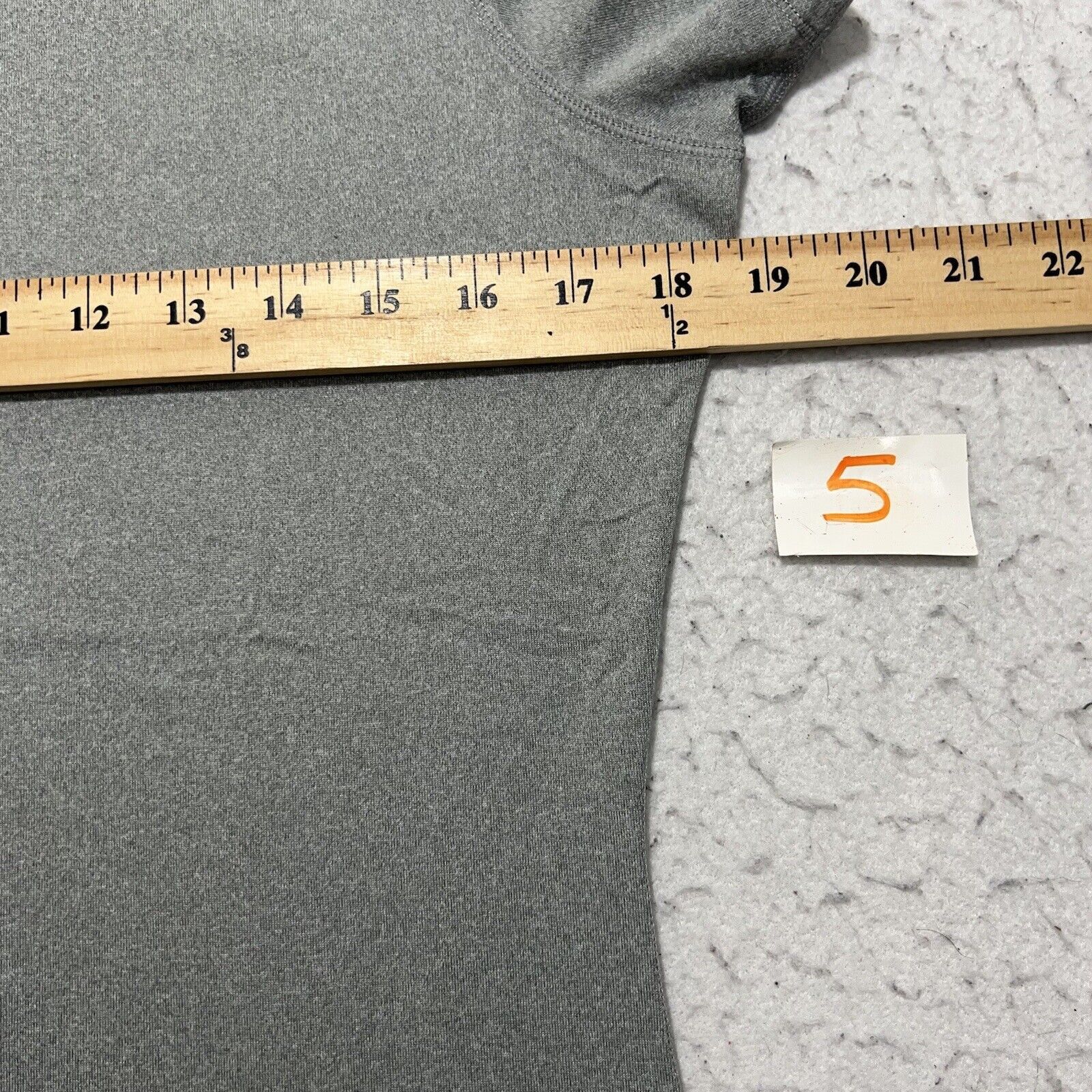 Under Armour Under Armour HeatGear Short Sleeve Athletic Gray T Shirt Size L / US 10 / IT 46 - 8 Thumbnail