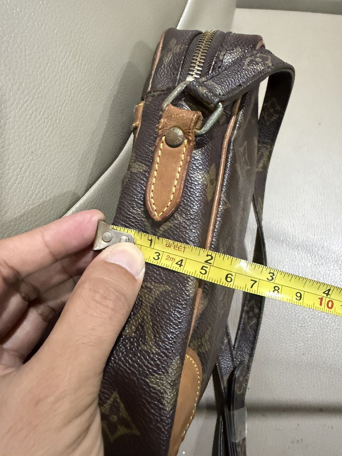 Louis Vuitton Authentic Vintage Louis Vuitton Monogram Danube Bag Size ONE SIZE - 9 Thumbnail