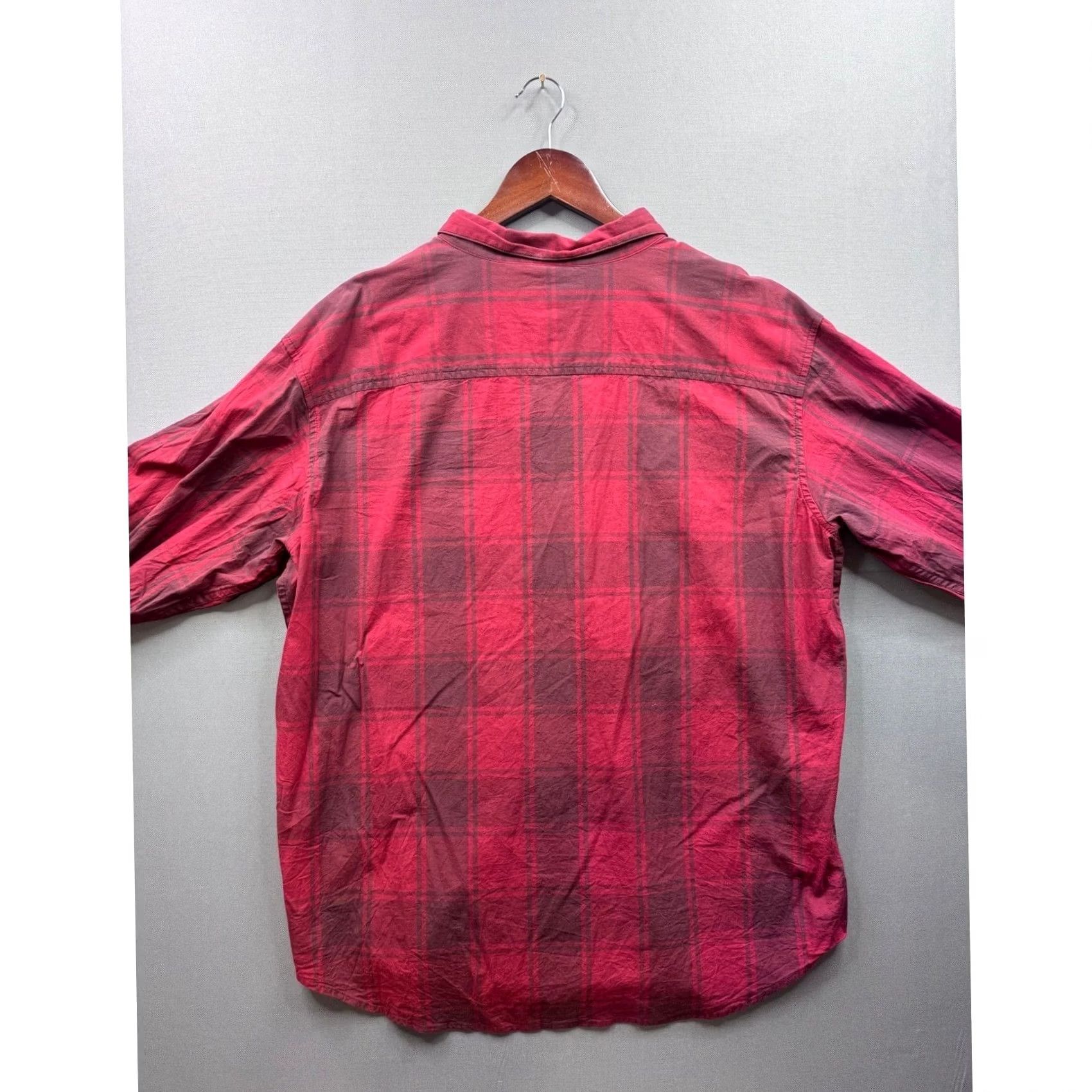 Vintage Columbia Mens Plaid Button Down Shirt Long Sleeve Red XL Size US XL / EU 56 / 4 - 7 Thumbnail