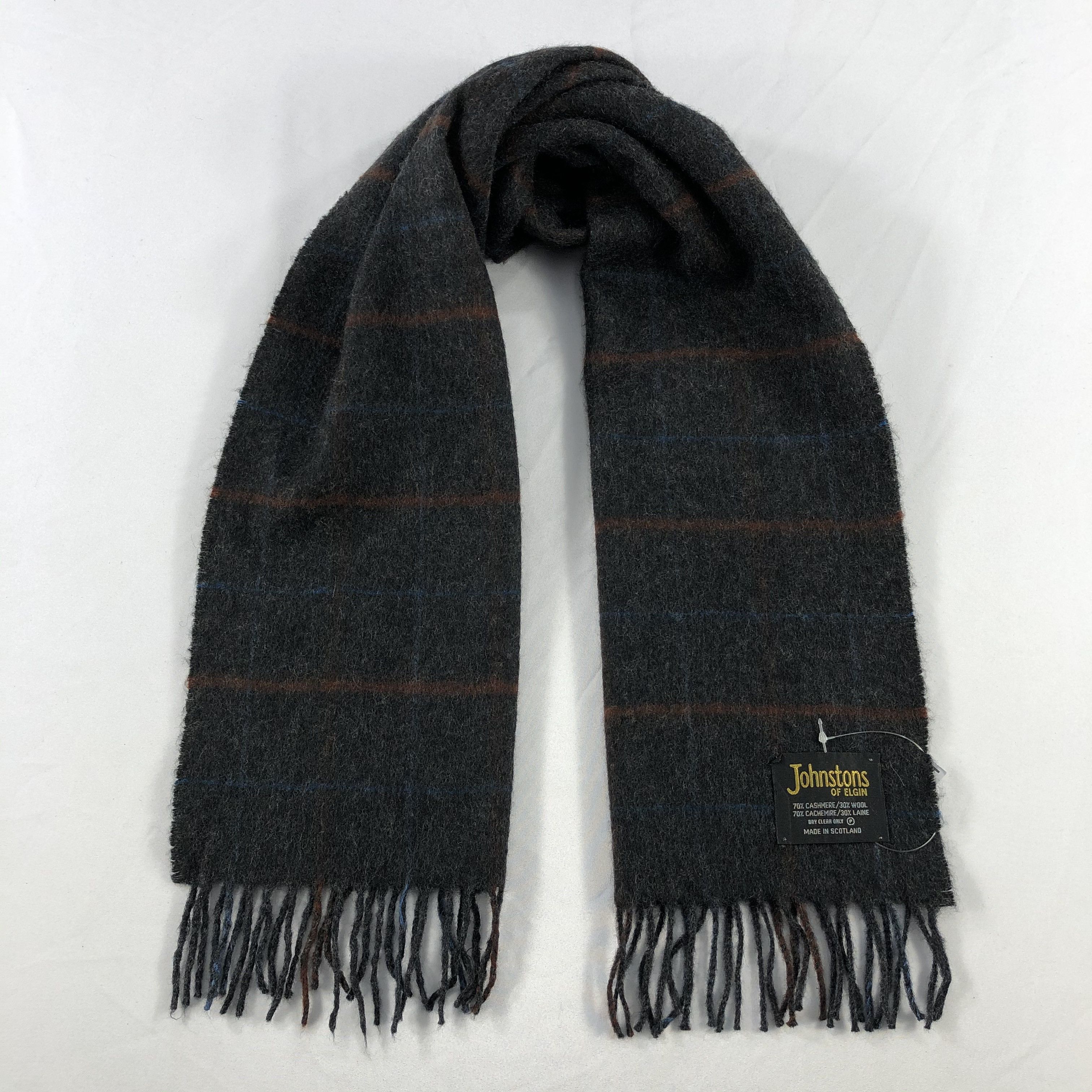 Johnstons Of Elgin Vintage Johnstons Of Elgin Scarf - WW3390 Size ONE SIZE - 1 Thumbnail