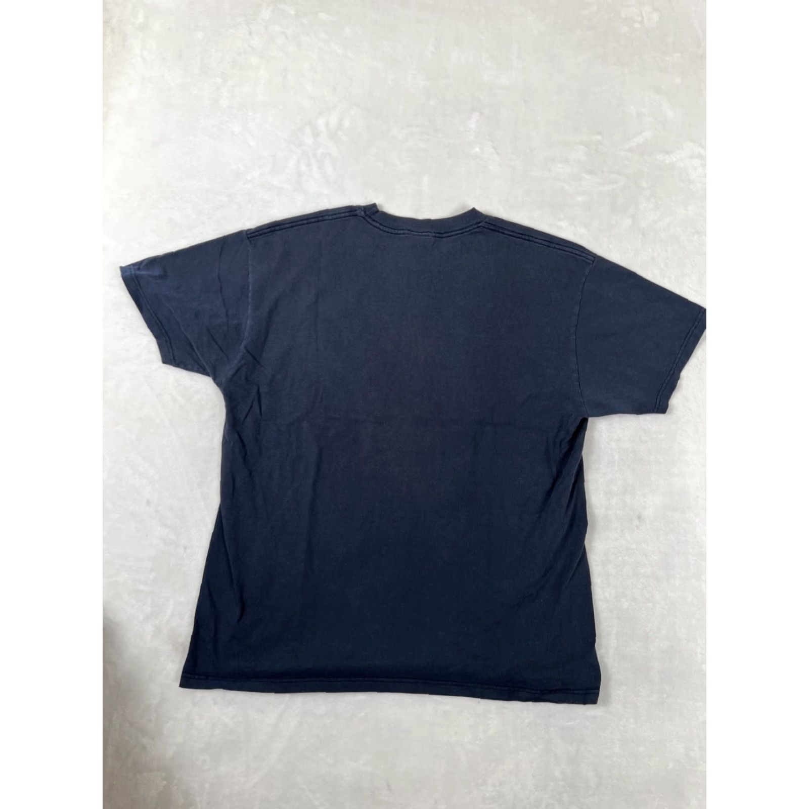 Vintage VINTAGE Santa Cruz T-Shirt Blue L Men Short Sleeve Crew Neck Logo 90s 00s Beach Skateboard OG faded Size US L / EU 52-54 / 3 - 6 Thumbnail