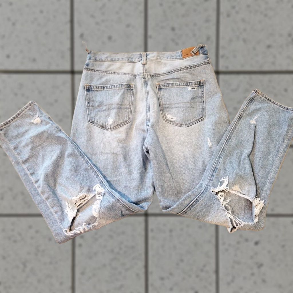 American Eagle Outfitters Womens American Eagle Outfitters Jeans 10 Mom Denim Blue Pants Size 32" / US 10 / IT 46 - 1 Thumbnail