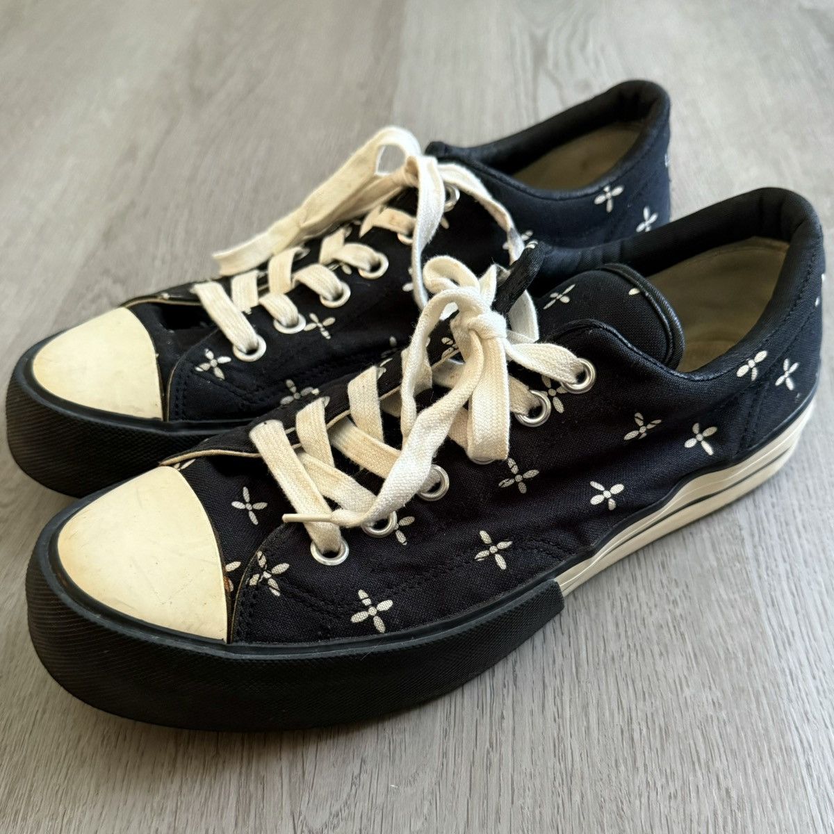 Number (N)ine Number Nine SS03 Heart tears Patchwork Sneakers