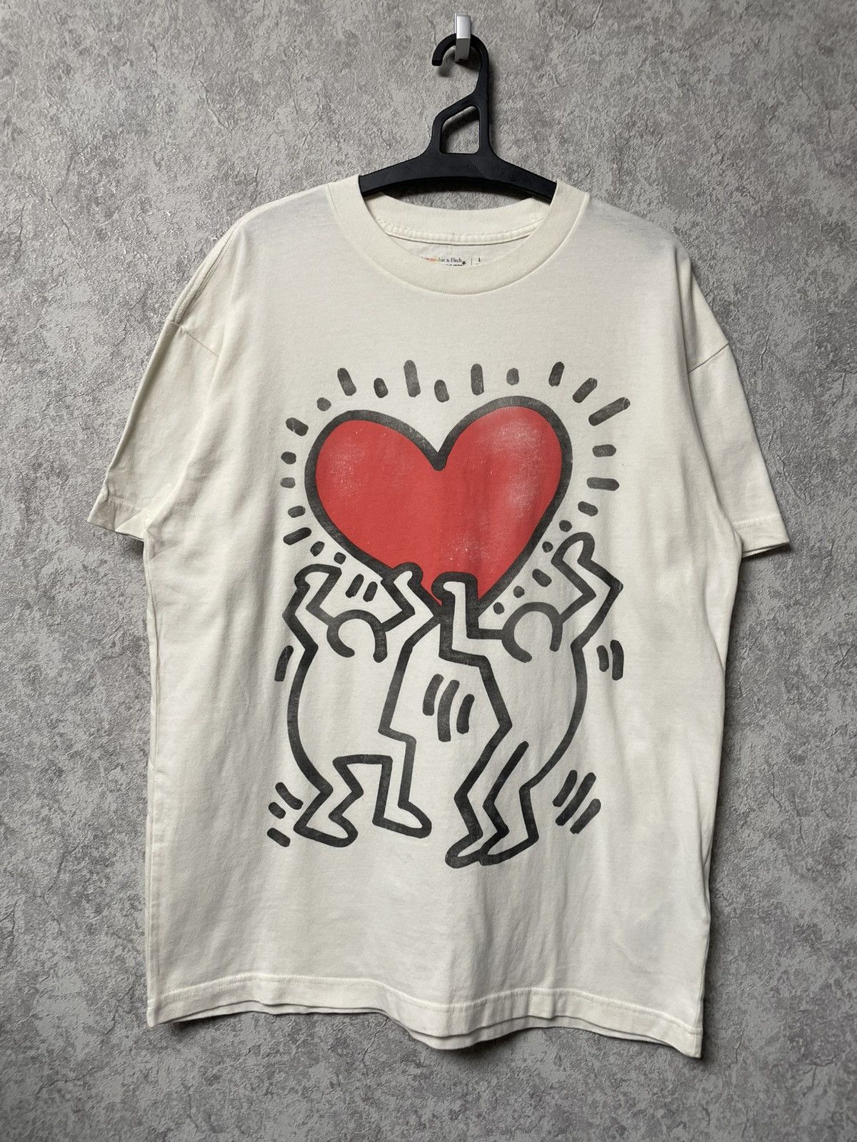 Keith Haring Abercrombie Fitch x Keith Haring Heart White T-Shirt Y2K Size US L / EU 52-54 / 3 - 1 Thumbnail