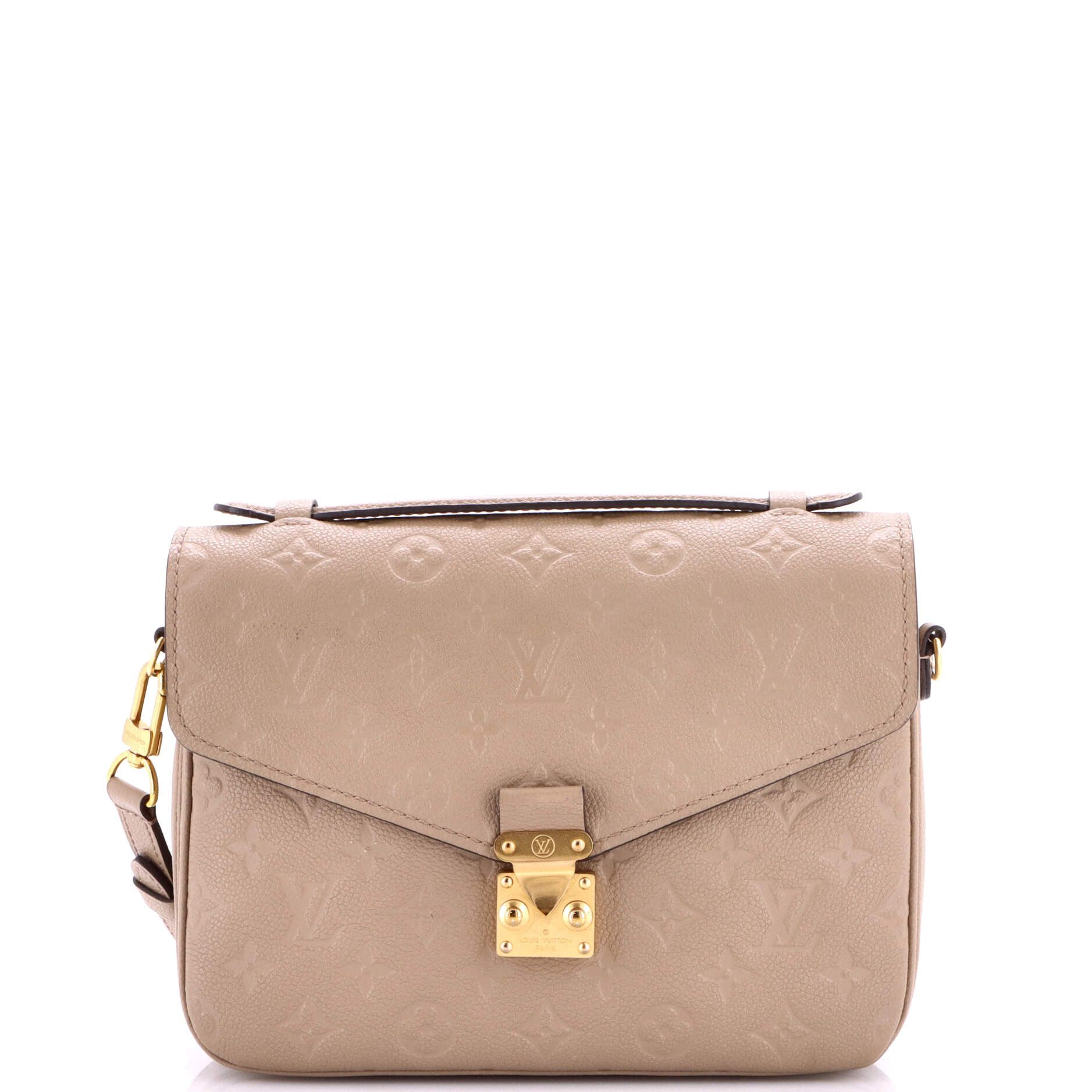 Louis Vuitton Pochette Metis Size ONE SIZE - 1 Thumbnail