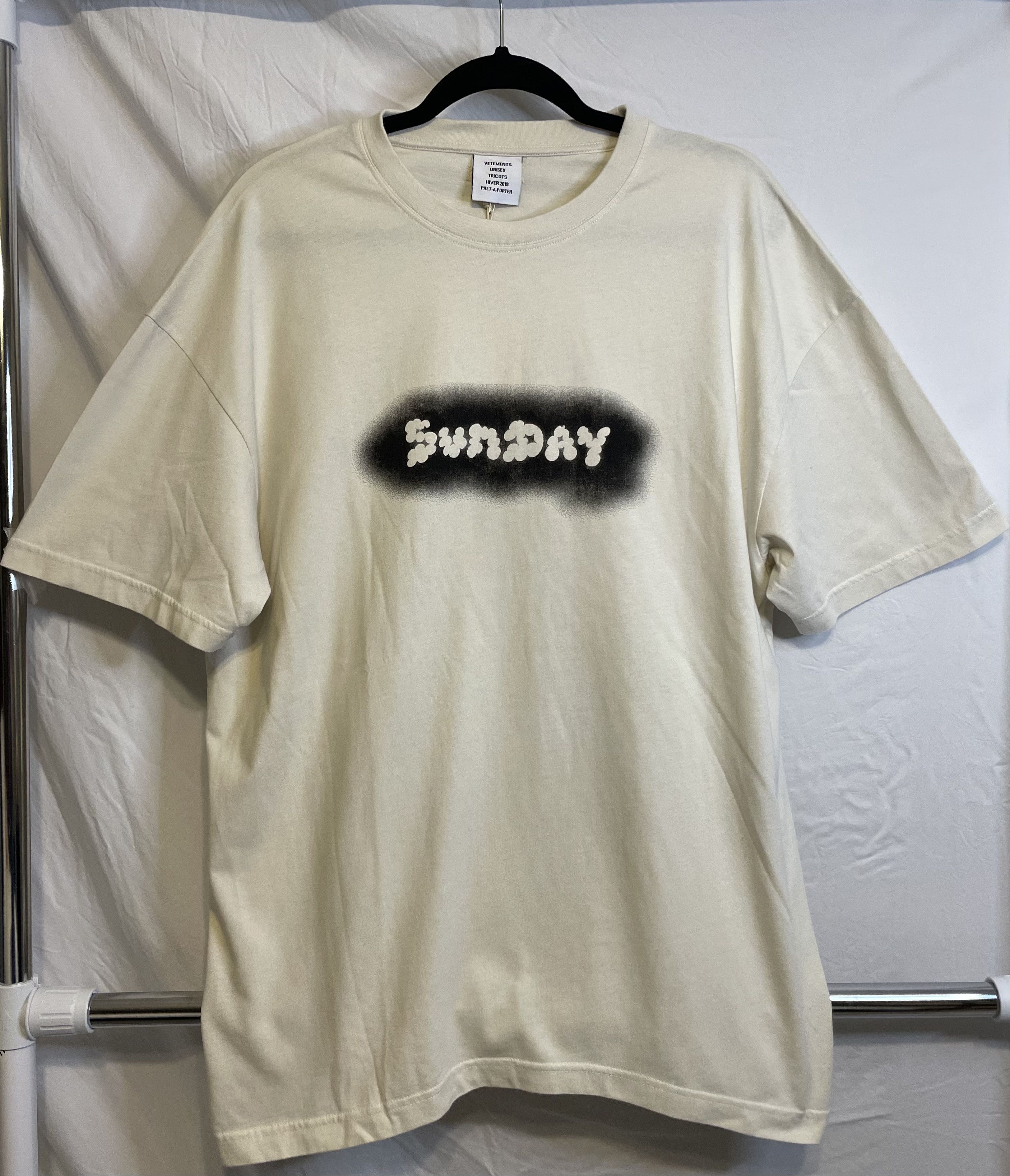 Vetements Vetements Sunday Cloud Tee Size US S / EU 44-46 / 1 - 1 Thumbnail