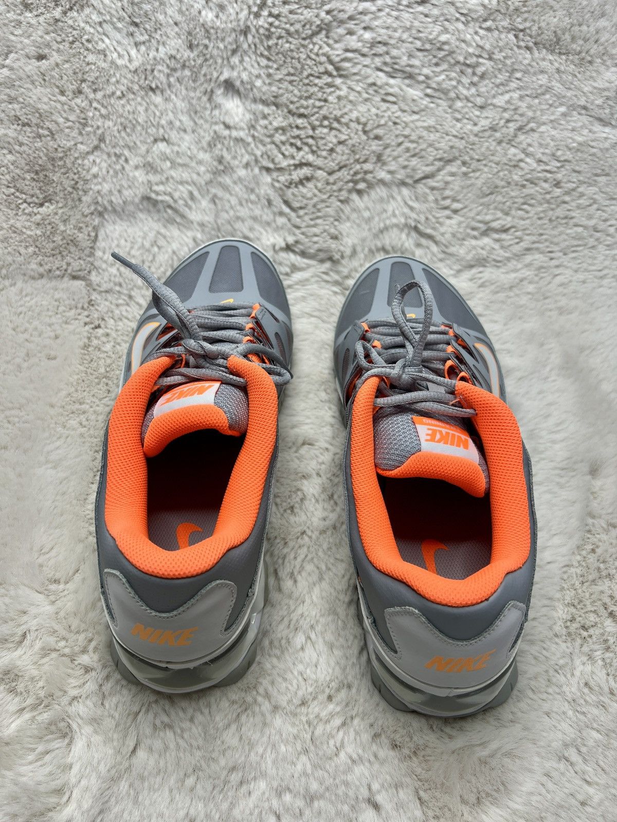 Nike Nike Sneakers REAX 8 TR Wolf Grey Total Orange Size US 10.5 / EU 43-44 - 3 Thumbnail