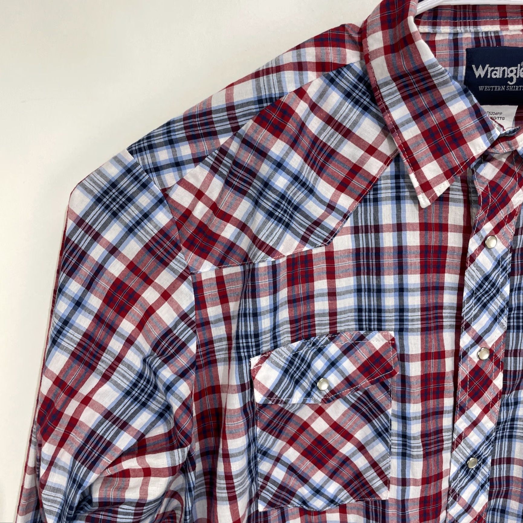 Wrangler Wrangler Shirt 2XL Red Blue White Plaid Western Rodeo Pearl Snap Button Cowboy Shirt Mens 2XL Red Plaid Western Wear Wrangler Size US XXL / EU 58 / 5 - 4 Thumbnail