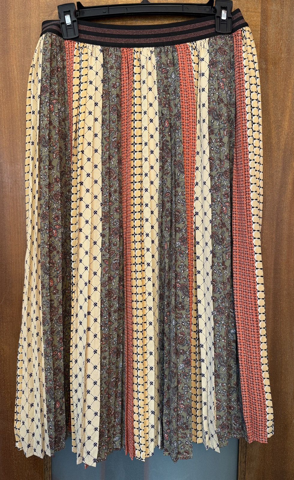 Anthropologie THML Women’s Pleated Patterned Skirt Elastic Metallic Waist Size 27" / US 4 / IT 40 - 1 Thumbnail