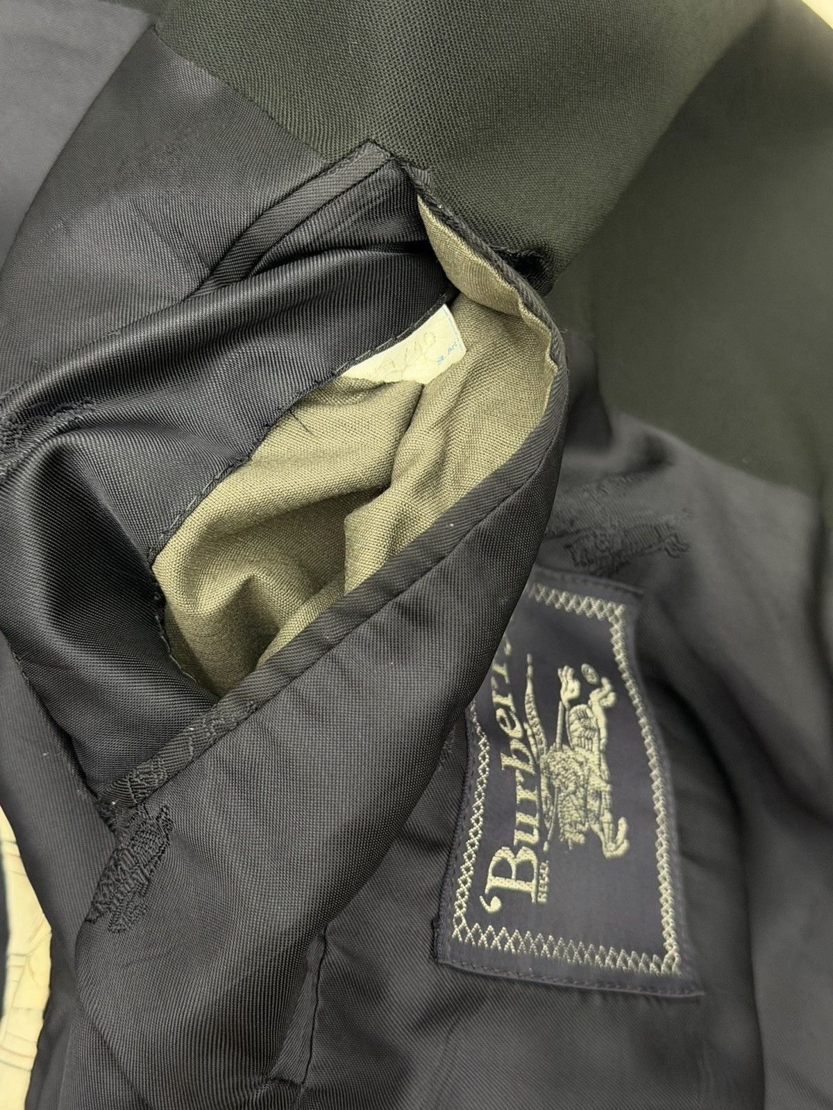 Burberry Vtg Burberrys Double Breasted Wool Blazer Gold Buttons 44R Size 44R - 12 Thumbnail