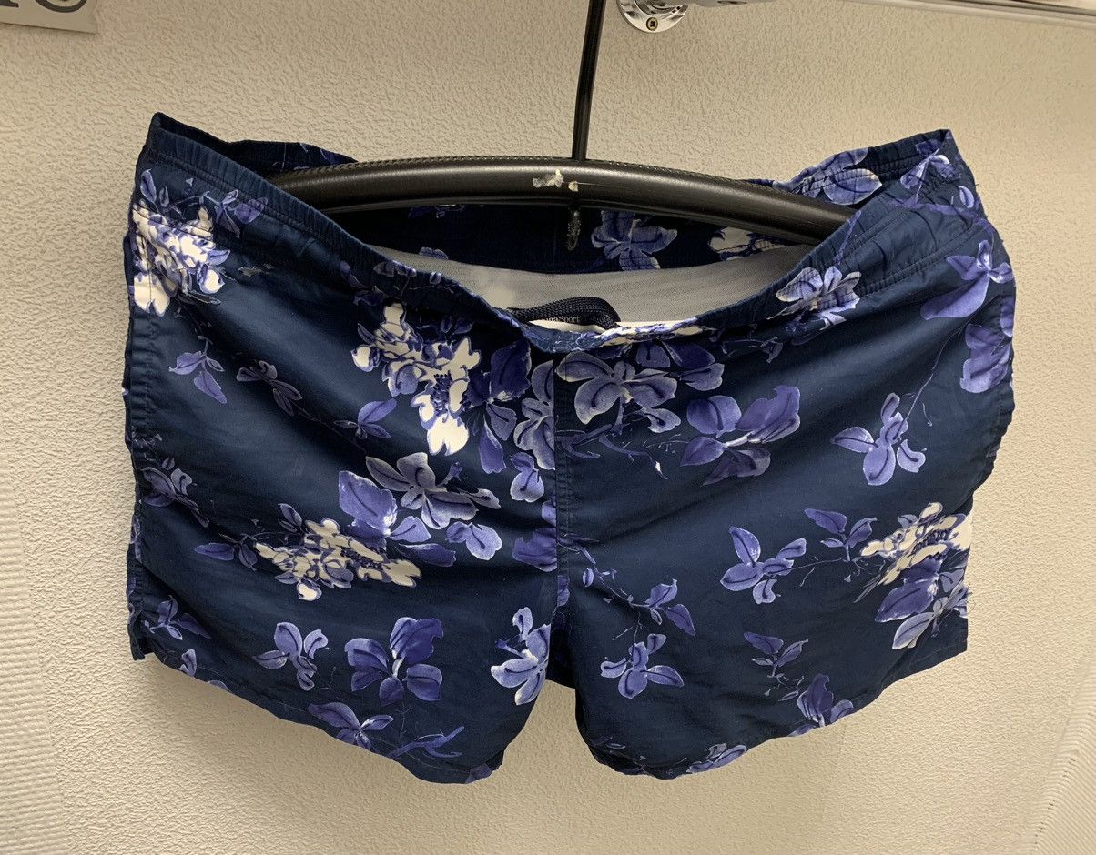 Ermenegildo Zegna Zegna Sport flower casual shorts 30 size S Size US 30 / EU 46 - 1 Thumbnail
