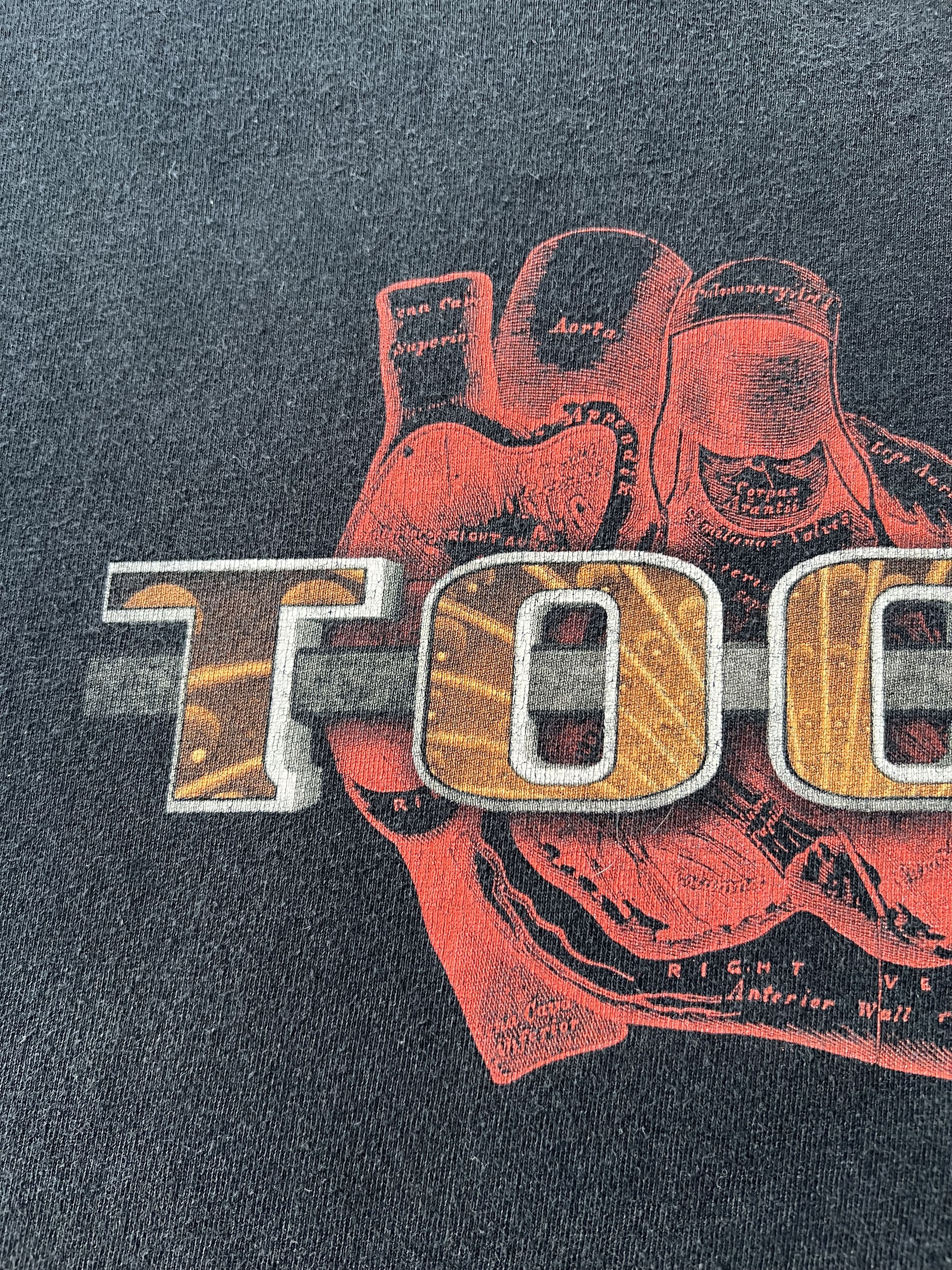 Band Tees Vintage 2004 Tool Undertow Heart Anatomy Black T-shirt Size US M / EU 48-50 / 2 - 5 Thumbnail