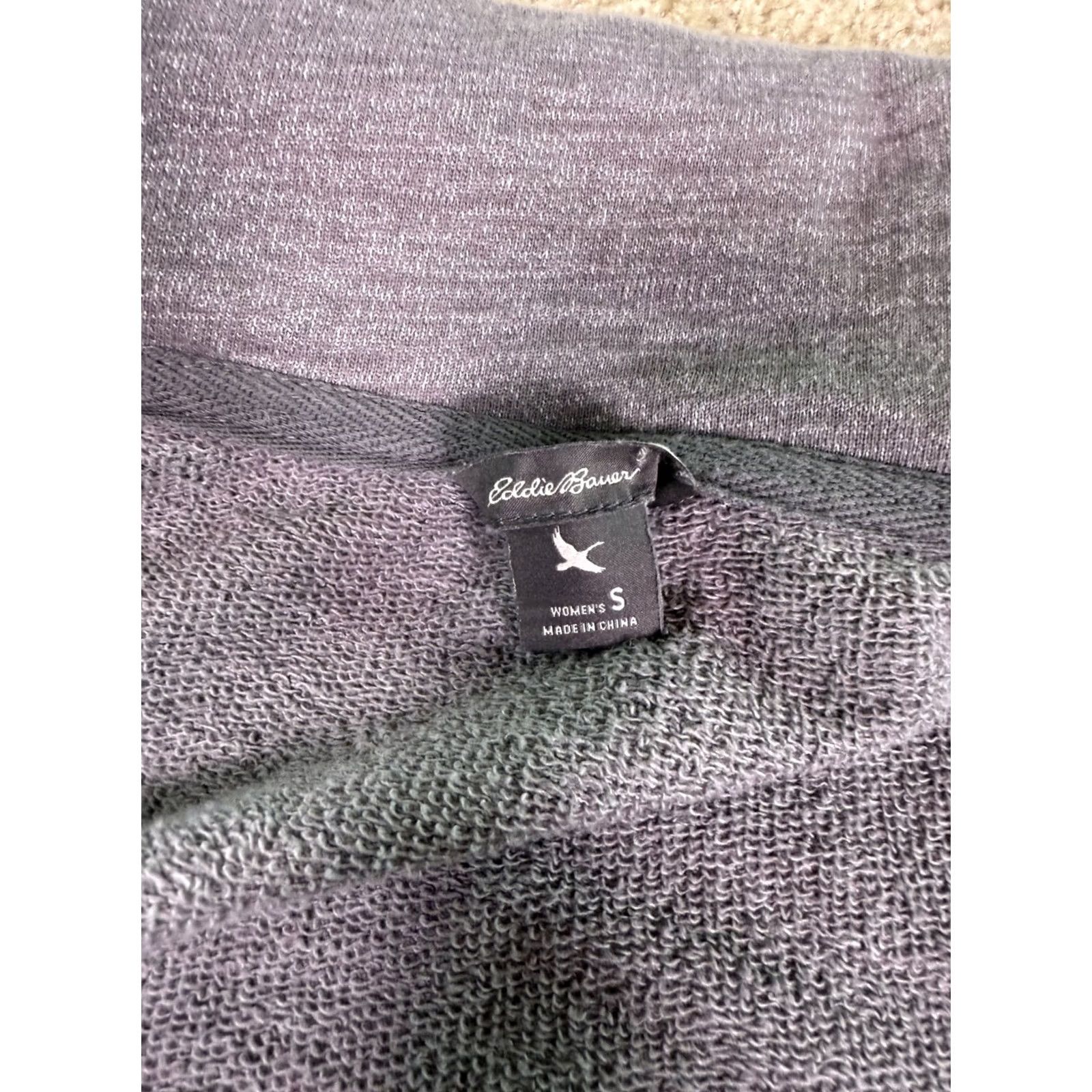Eddie Bauer Eddie Bauer Women's Gray Long Sleeve Button Sweater Size S Size S / US 4 / IT 40 - 5 Thumbnail