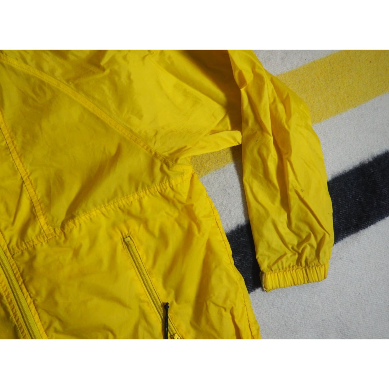 Vintage VINTAGE REI Jacket Outdoor Windbreaker 90s XS Mens Yellow Full Zip Nylon 90s Wind Shell Size US XS / EU 42 / 0 - 6 Thumbnail