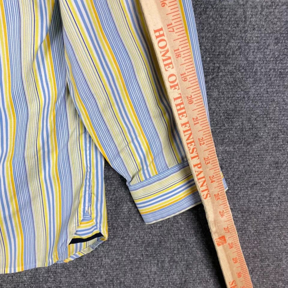 Gap Gap Button Up Shirt Men's XL Classic Fit Striped 17-17.5 Size US XL / EU 56 / 4 - 6 Thumbnail