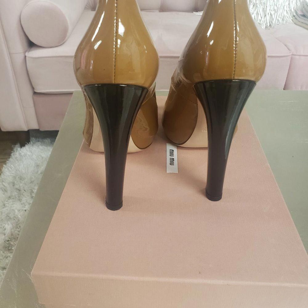 Miu Miu Miu Miu Peep Toe Pumps Size US 7 / IT 37 - 5 Thumbnail
