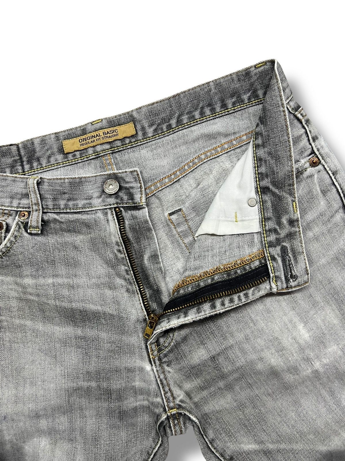 Uniqlo Vintage Uniqlo S-002 Japan - Faded Grey Wash Jeans Size US 33 - 8 Thumbnail