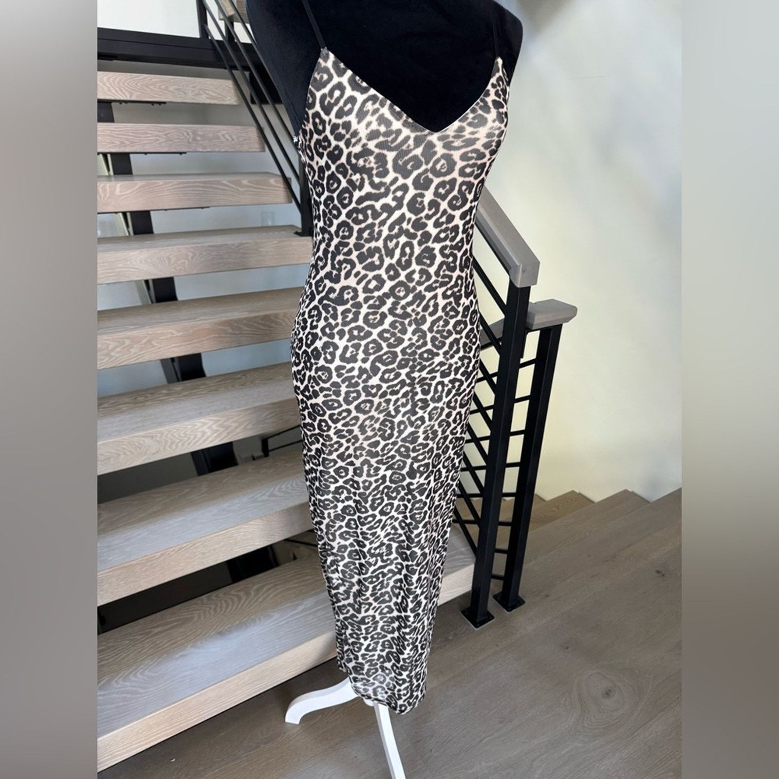 Grailed New Leopard Print Maxi Dress size S Size S / US 4 / IT 40 - 2 Thumbnail