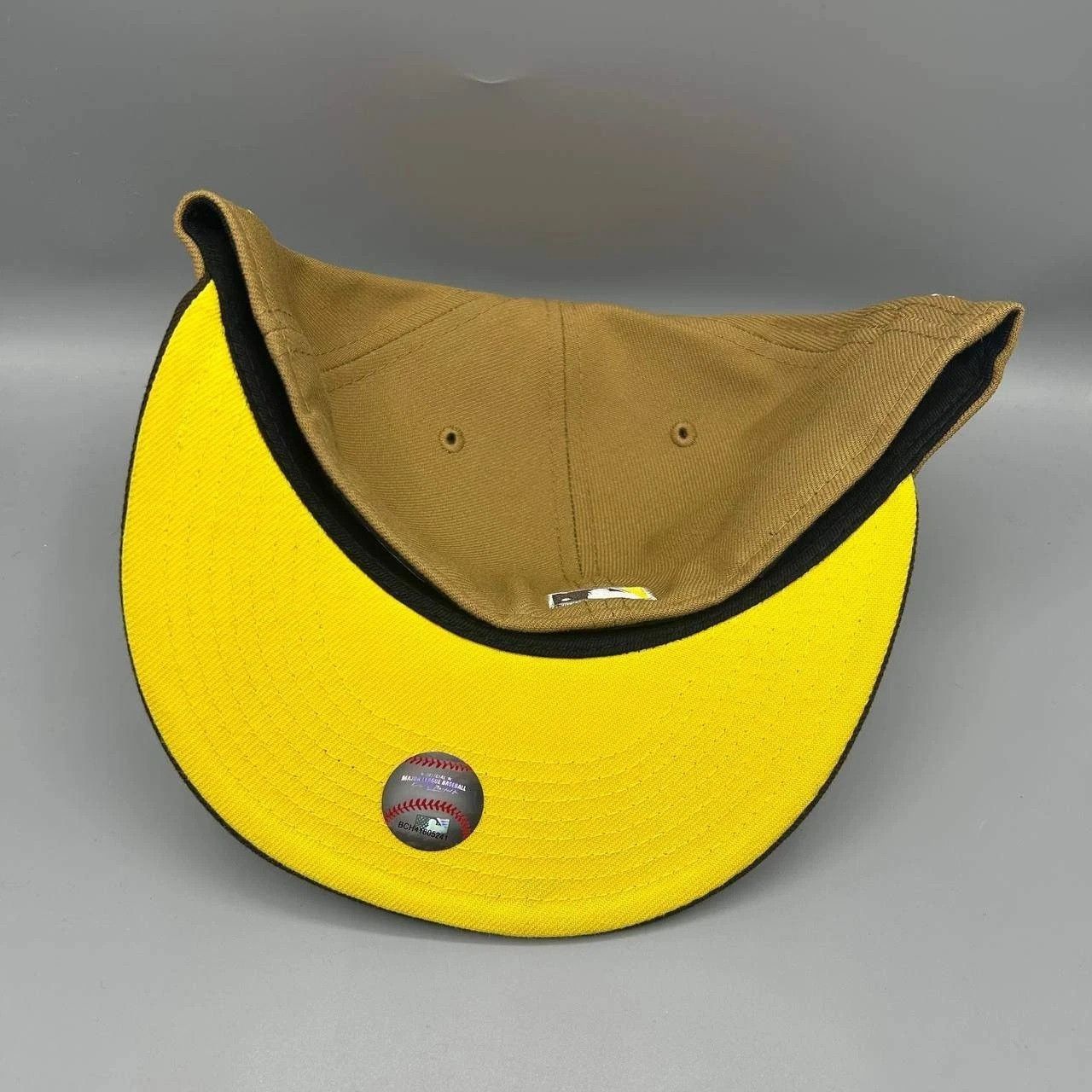 New Era Montreal Expos Hat Men 7 1/2 Brown Yellow MLB Fitted Cap Size ONE SIZE - 9 Thumbnail