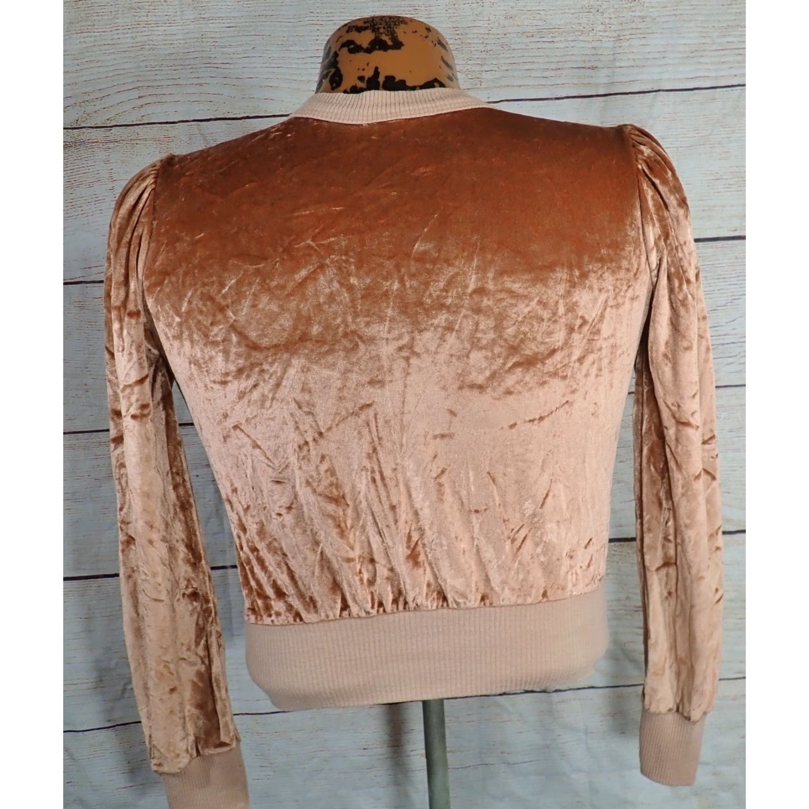 Velour VINTAGE Ms. Ronnie Velour Sweater Rockabilly 60s Velvet V-Neck Womens XS/S 1960s Metallic Shimmer Gift-Ready Mens? (Note: Remove extraneous) Size XS / US 0-2 / IT 36-38 - 4 Thumbnail
