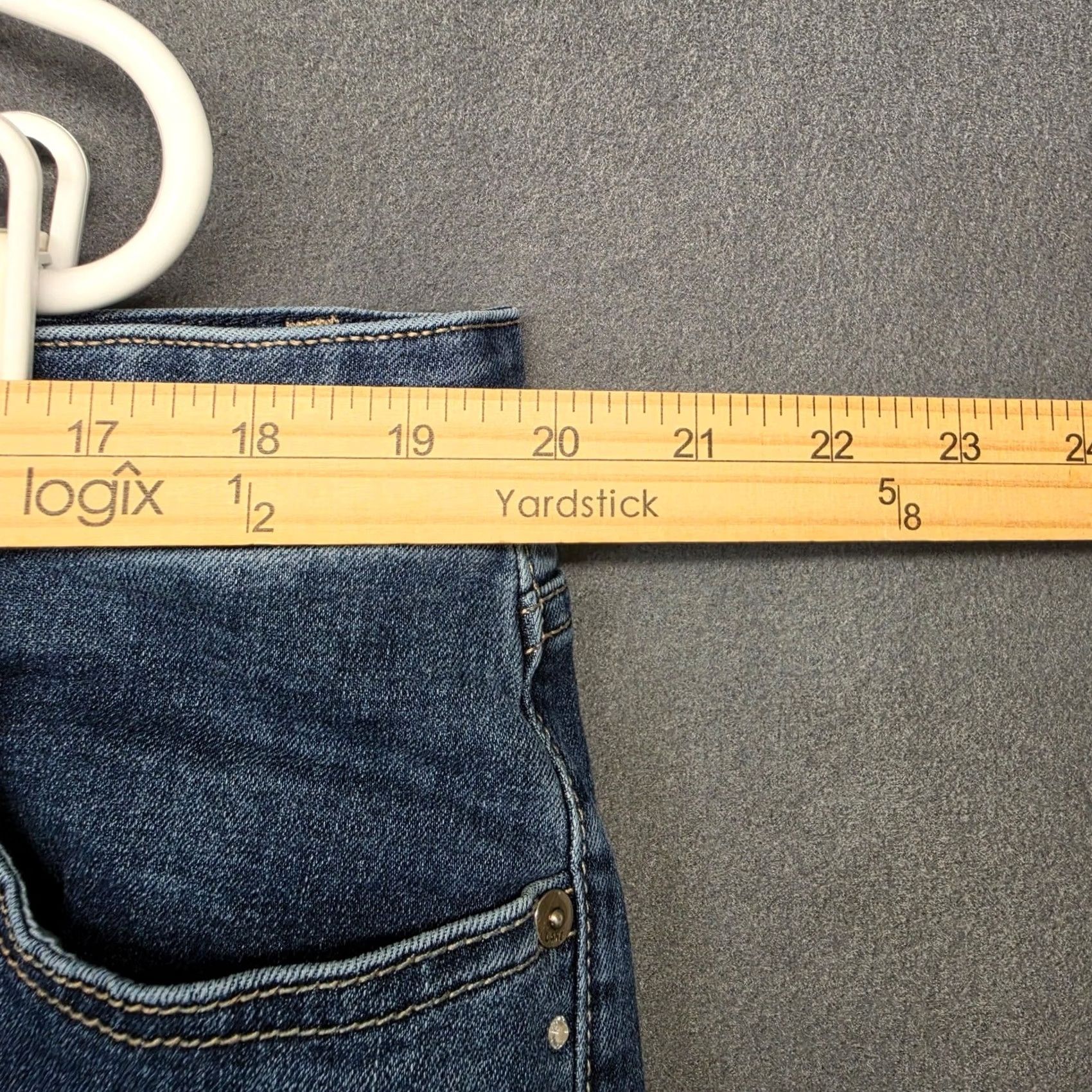 Vintage Lane Bryant Womens Jeans Cropped Capri 20in Inseam Mid Rise 20 Blue Girlfriend Short Plus Size Women Size 42" / US 20 - 5 Thumbnail