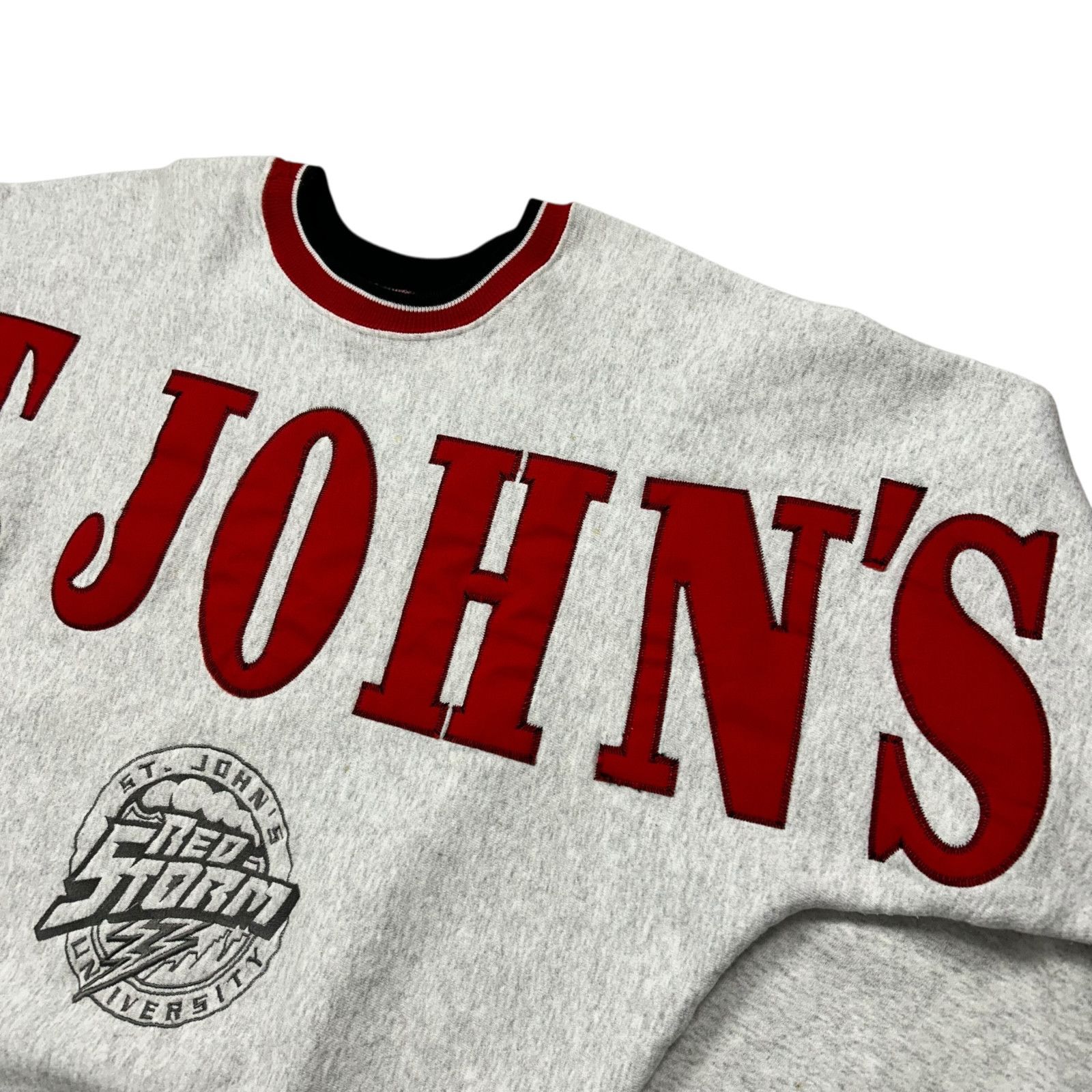 NCAA VTG St Johns Red Storm LEGENDS ATHLETIC SWEATSHIRT SPELL OUT Size US M / EU 48-50 / 2 - 3 Thumbnail